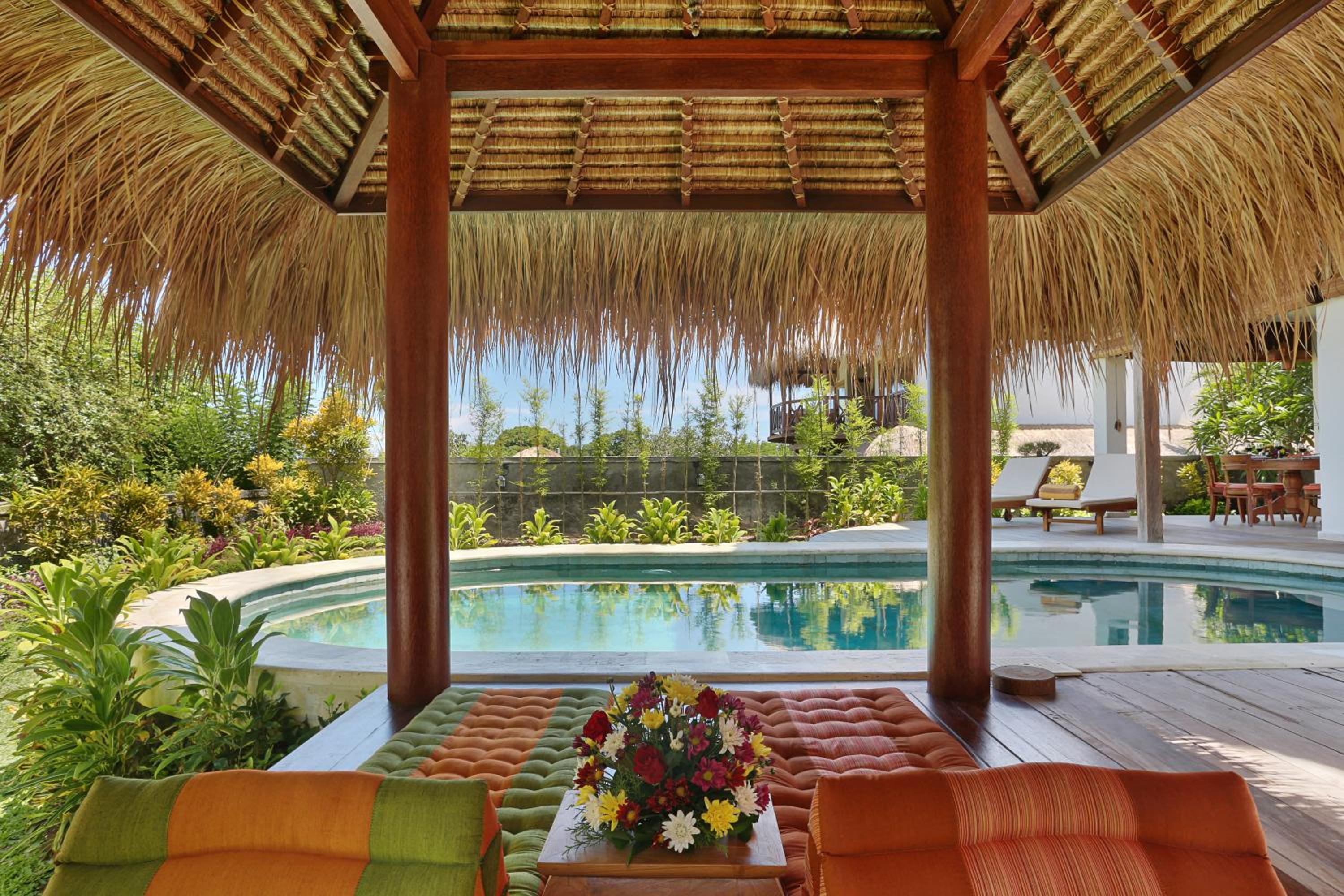 Breezy Point Villas