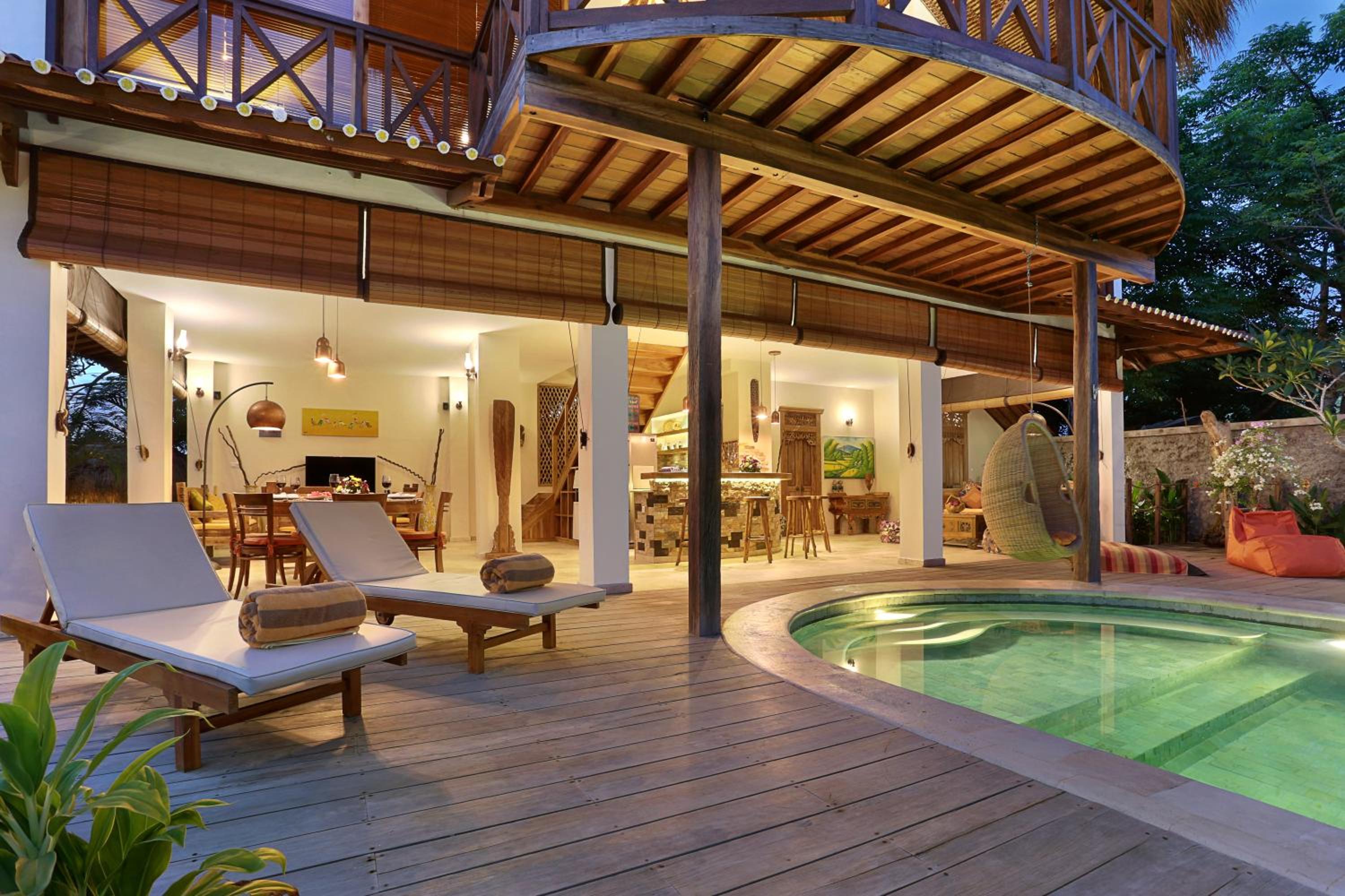 Breezy Point Villas