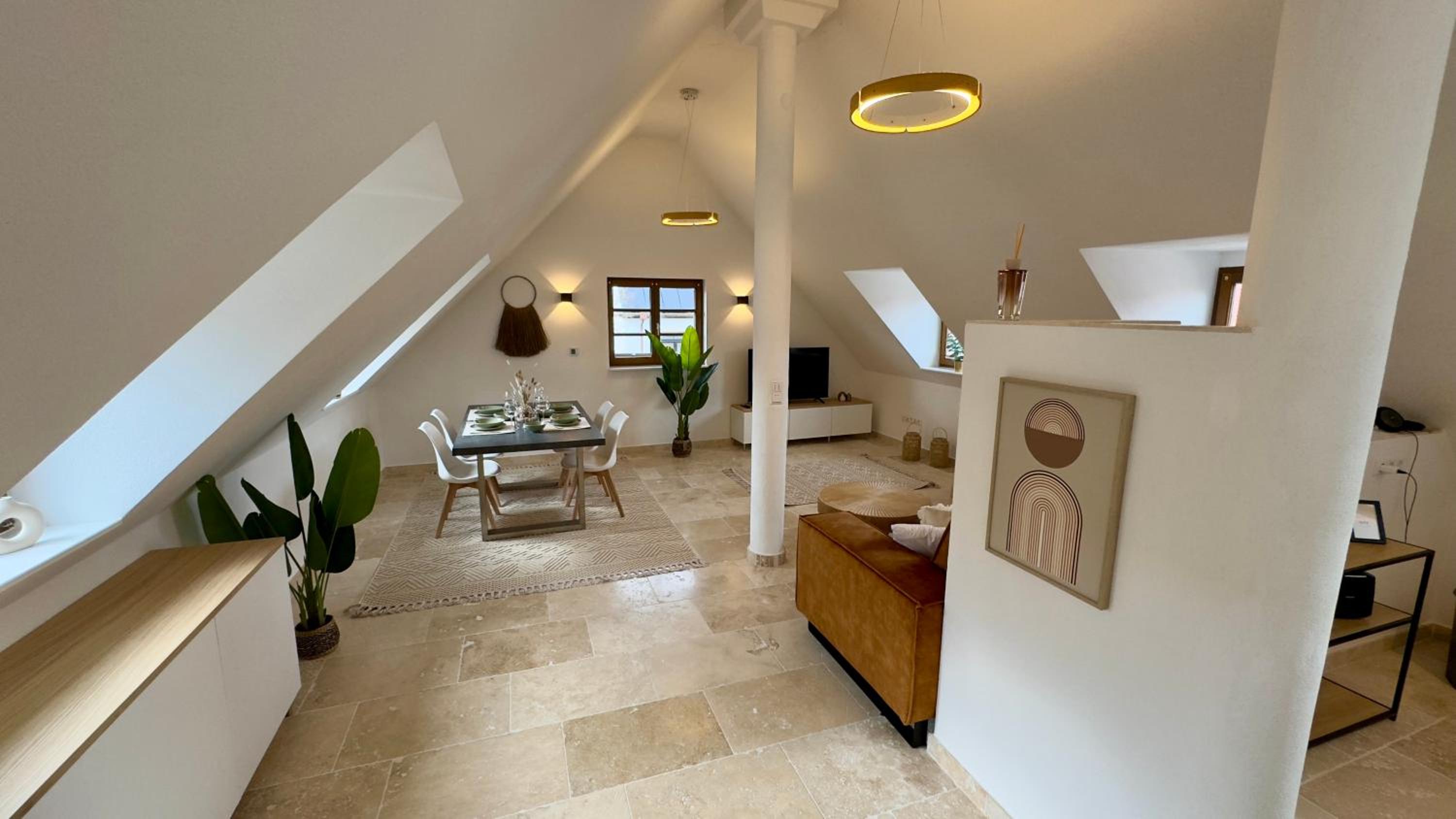 Design Penthouse im Schlossareal Deidesheim
