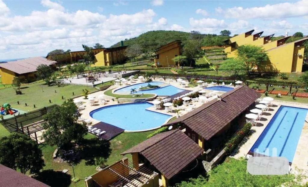 Flat com vista Lago e piscina aquecida