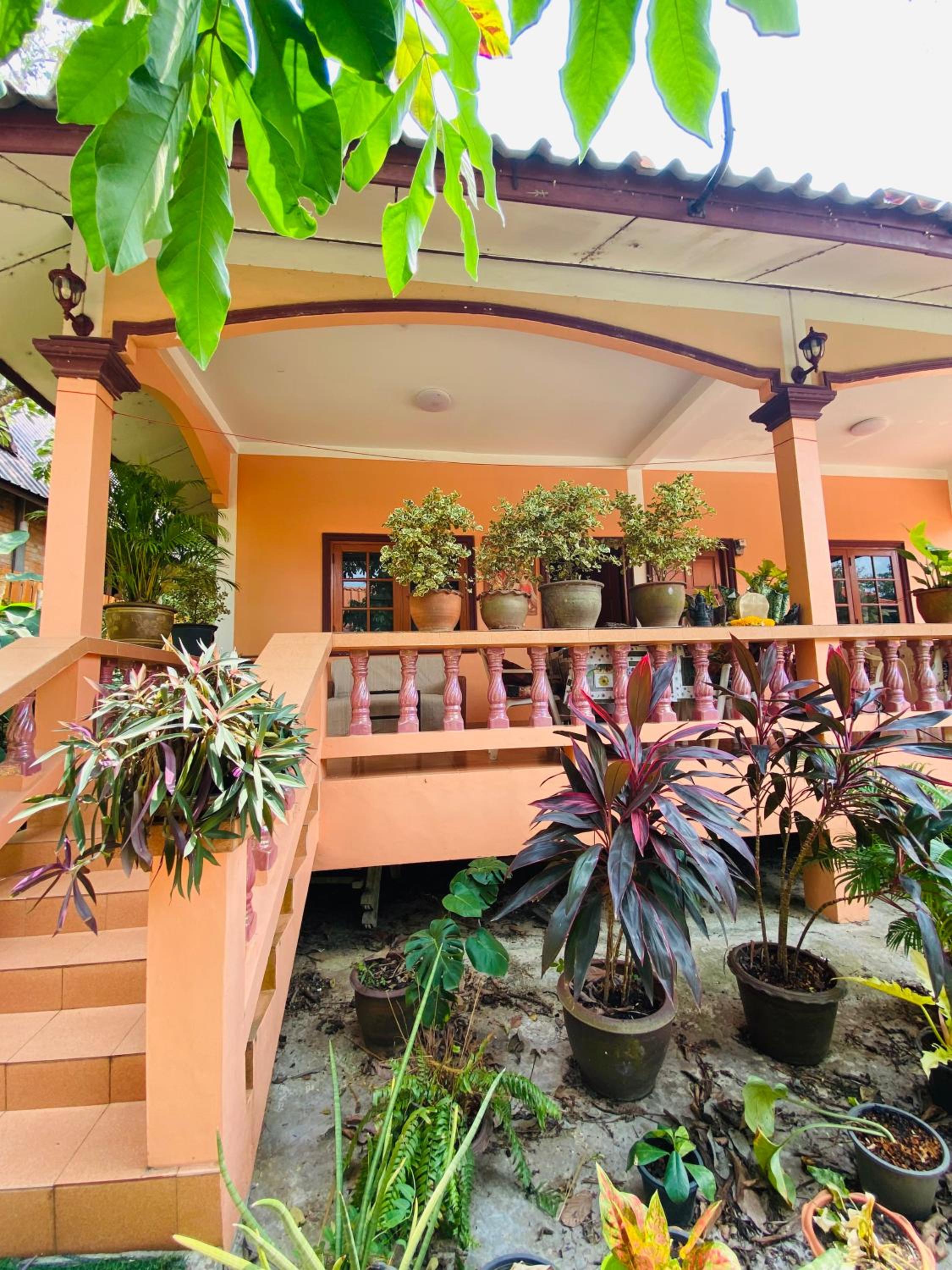 Ganesha bungalow at Ya Nui beach
