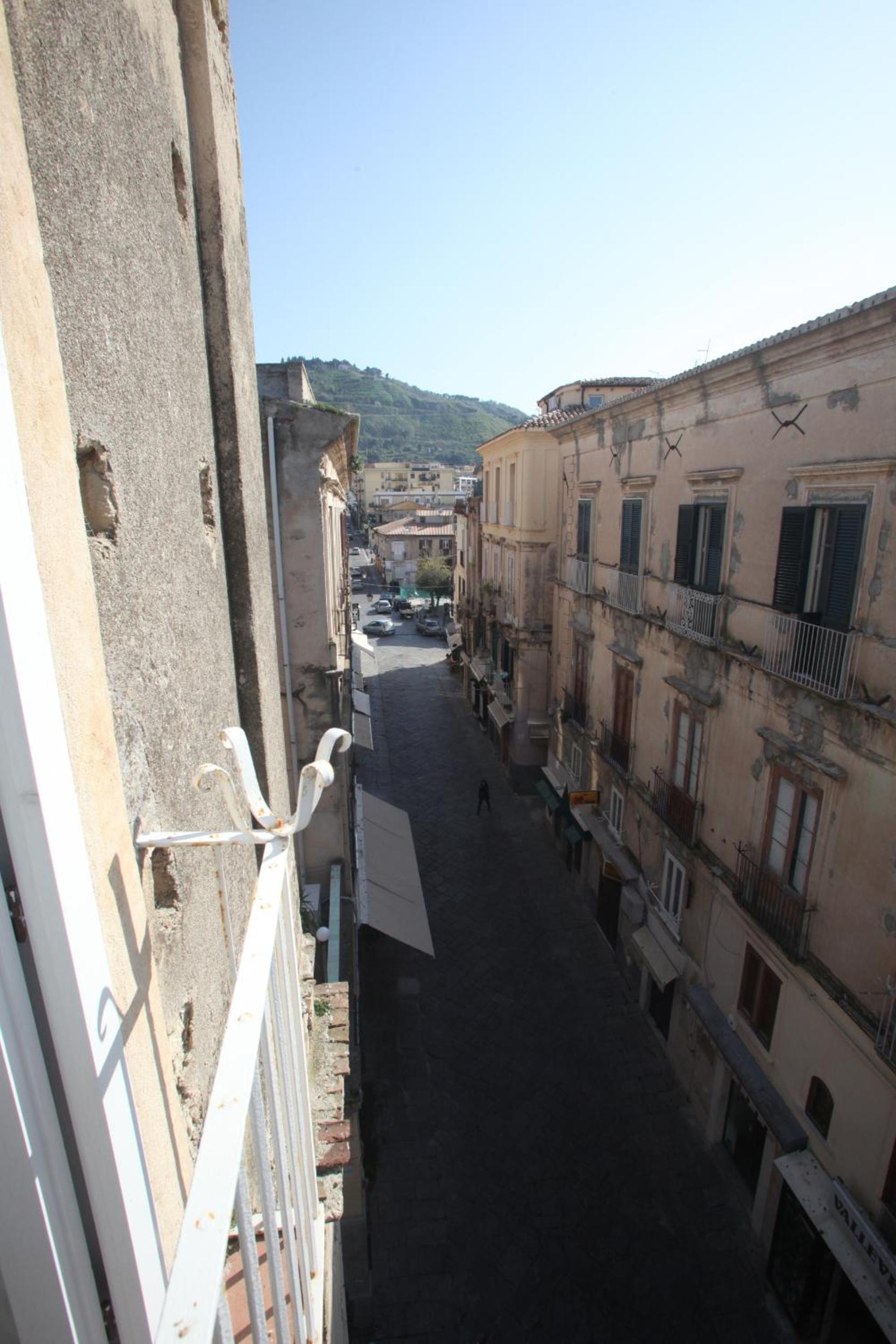 Photo 52