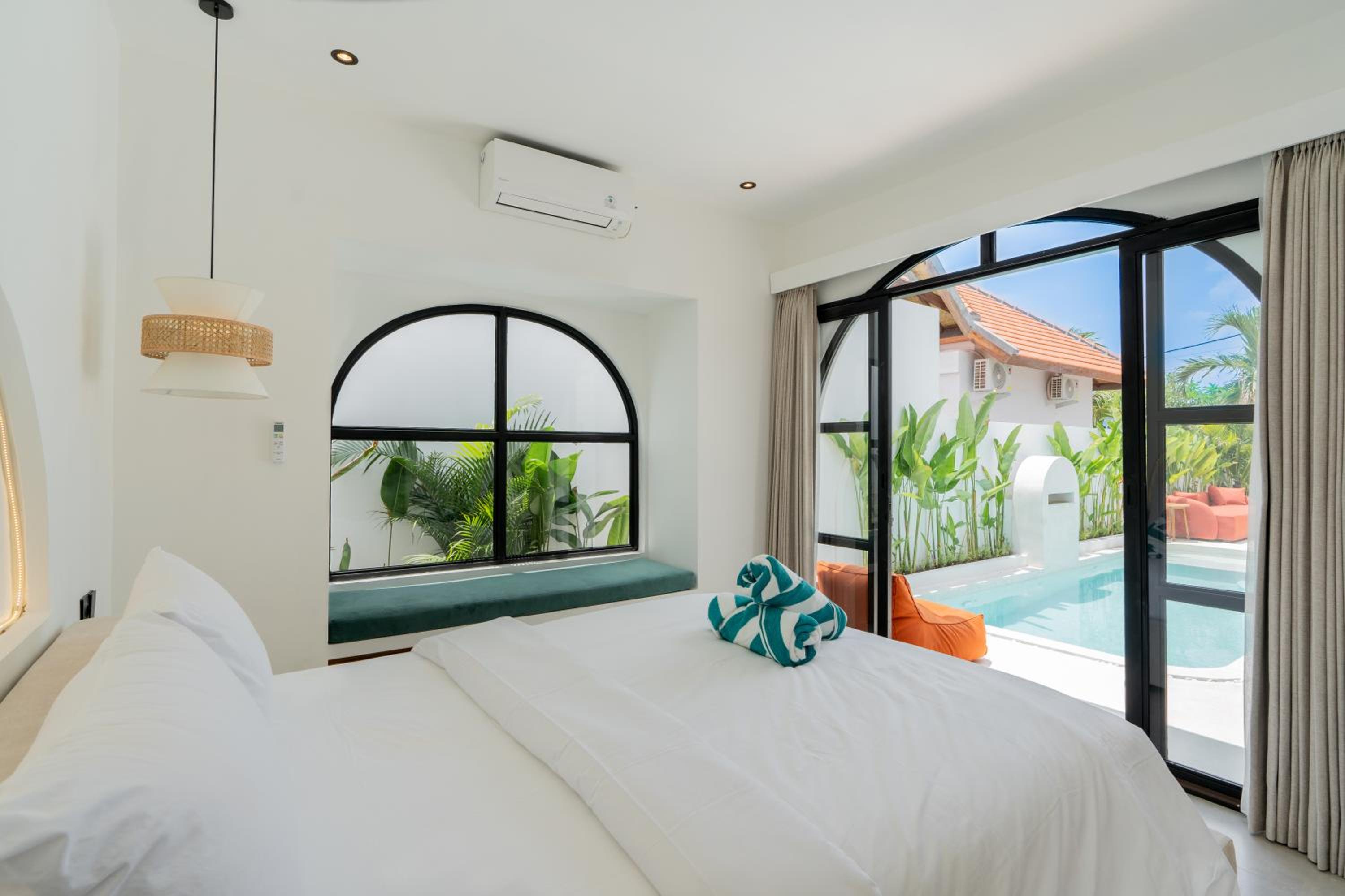 Casa Kaplan - 2BR Villa in Kedungu