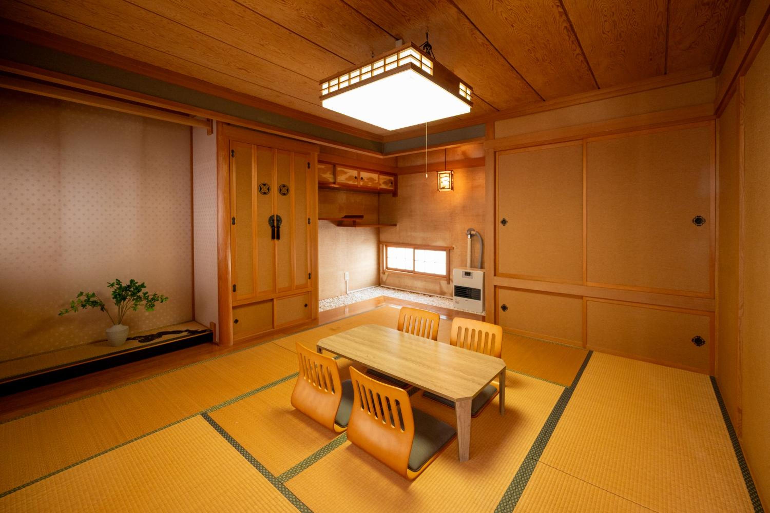 中町ハウス