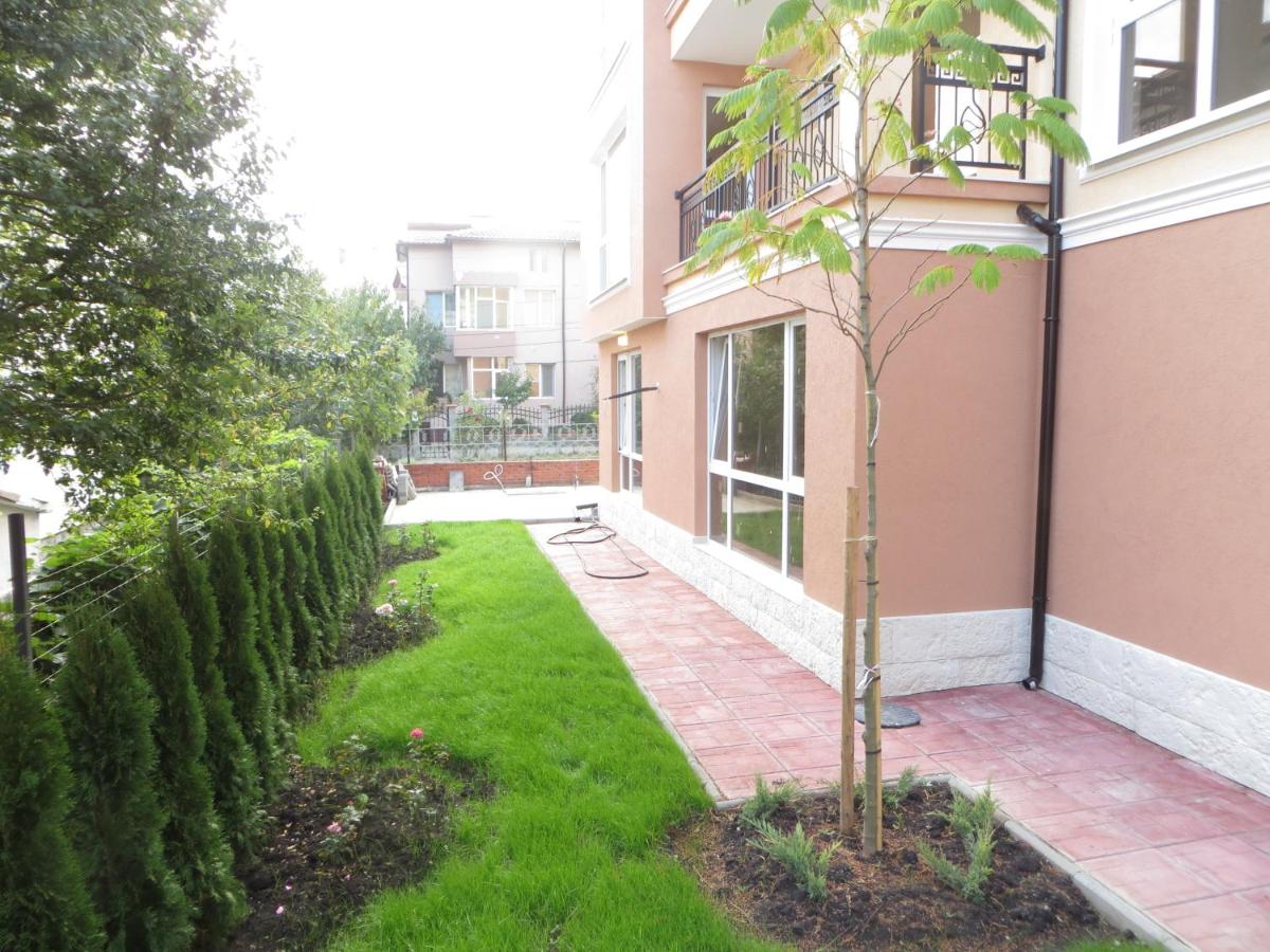 Emona Apartment