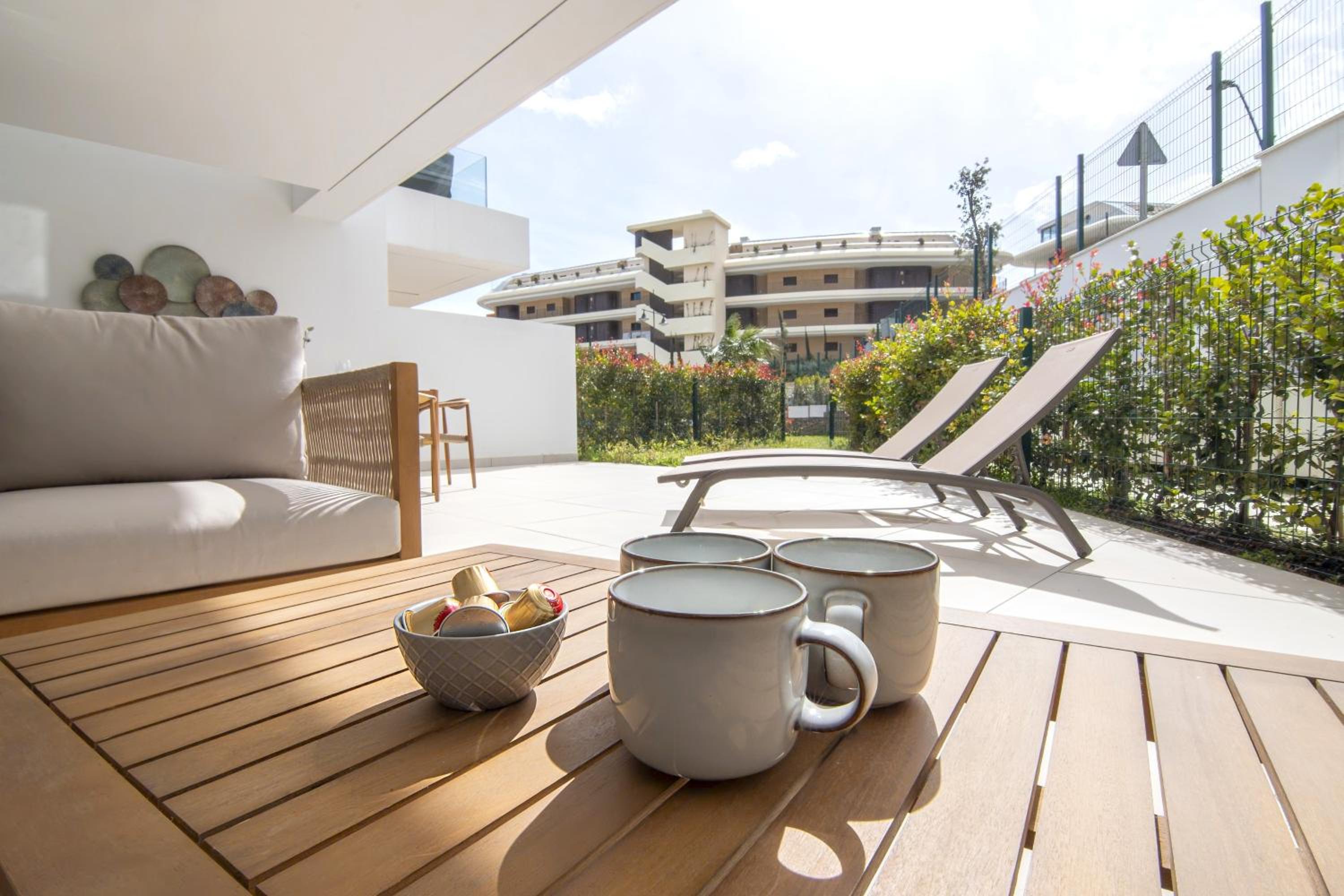 Mara's Apartments Higuerón West - Suite Villa - Like a House with Private Graden