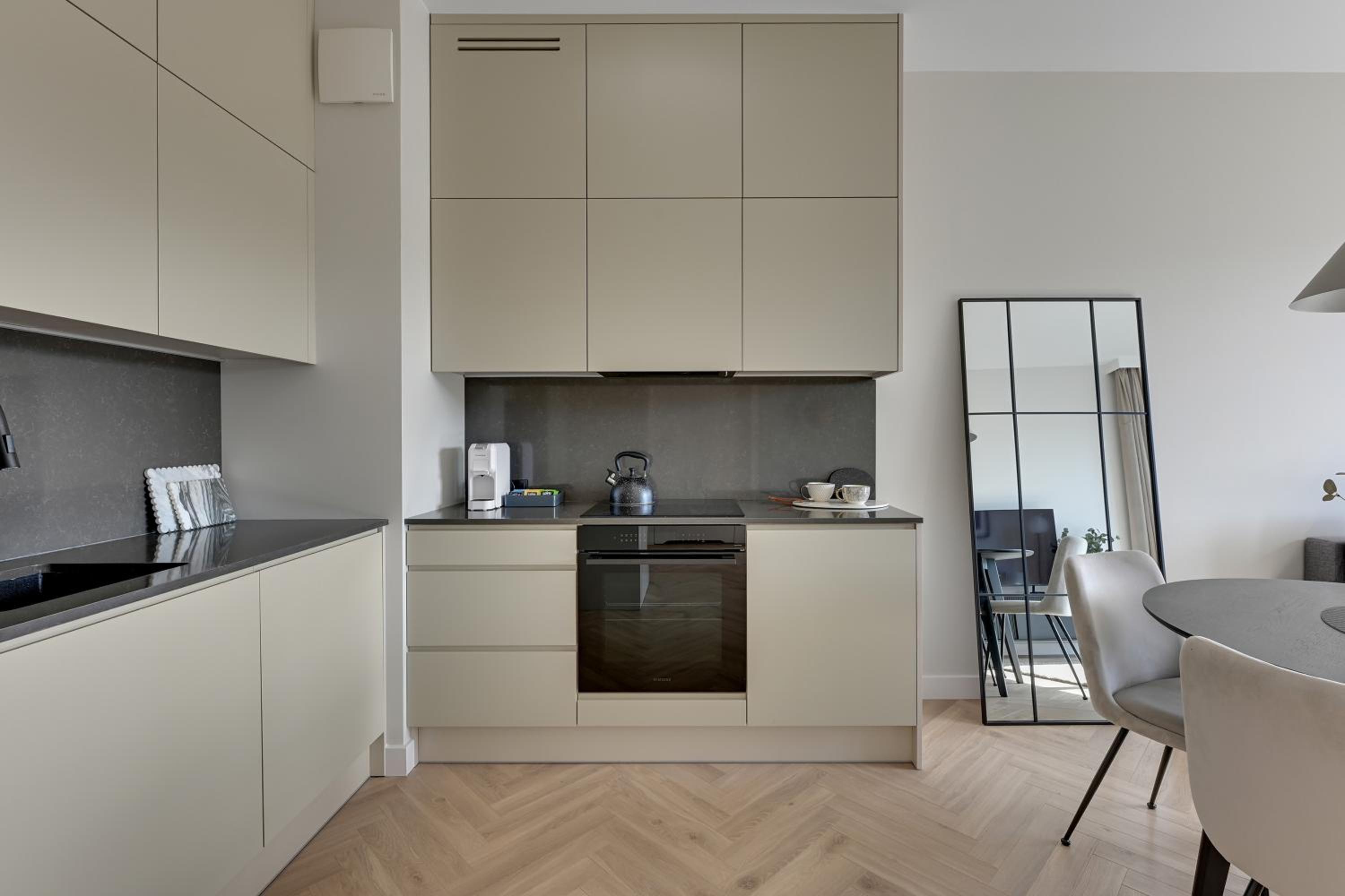 Nadmorski Dwór 800m od Plaży by Downtown Apartments
