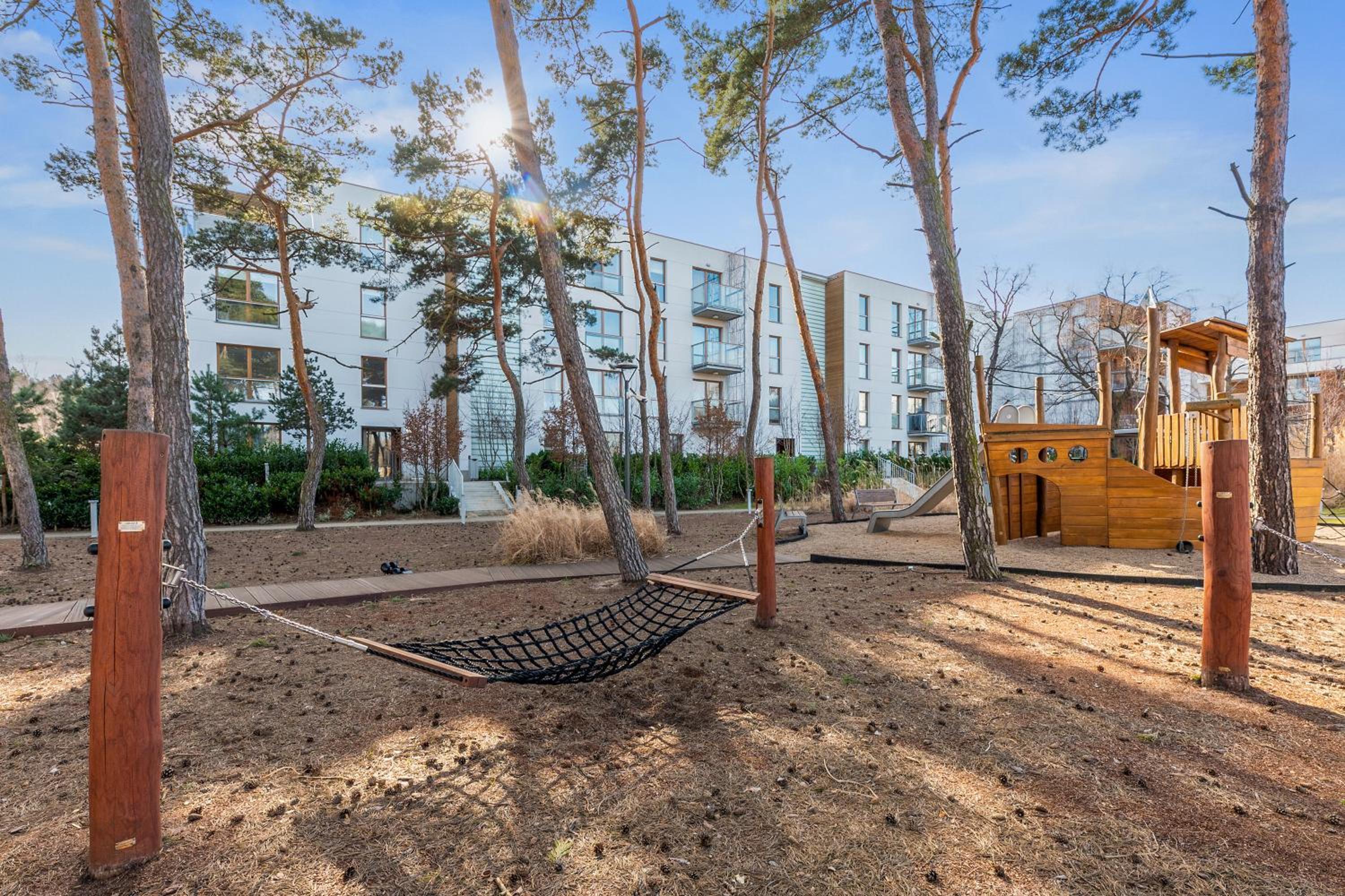 Nadmorski Dwór 800m od Plaży by Downtown Apartments