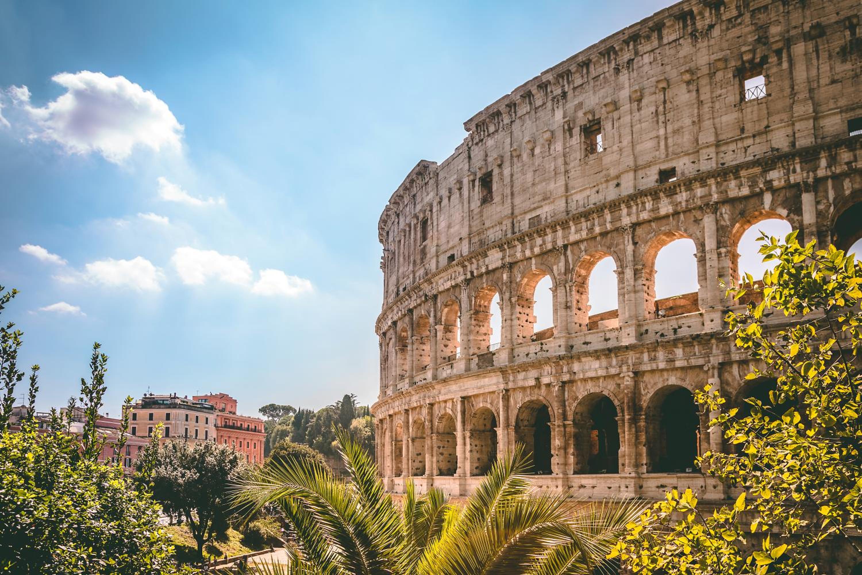 St Peter & Vatican Luxury Suites - Boutique Suites in Rome Centre & Vatican - AC, Wifi & Metro 5 min