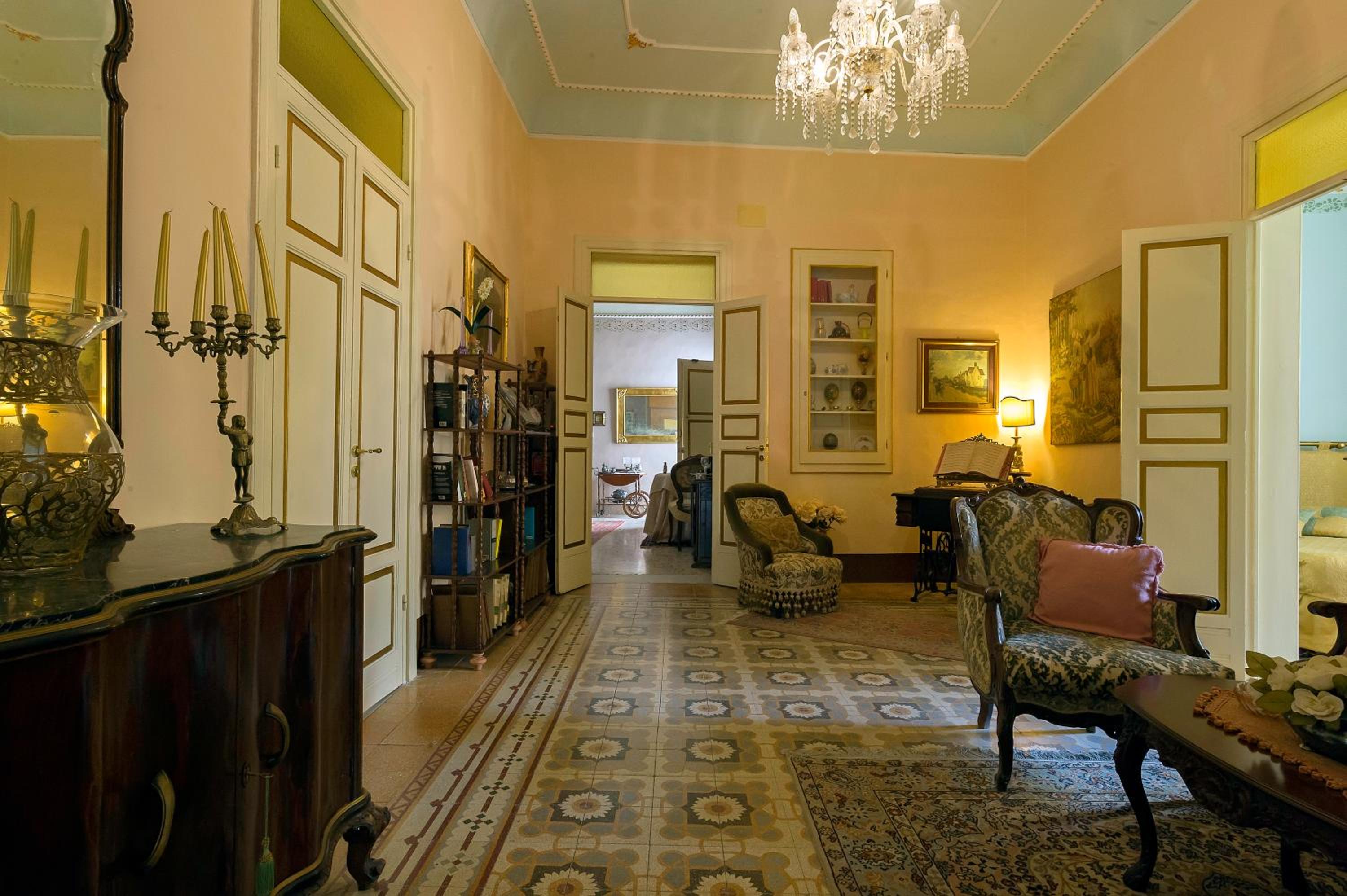 Roccamelia Historic Houses