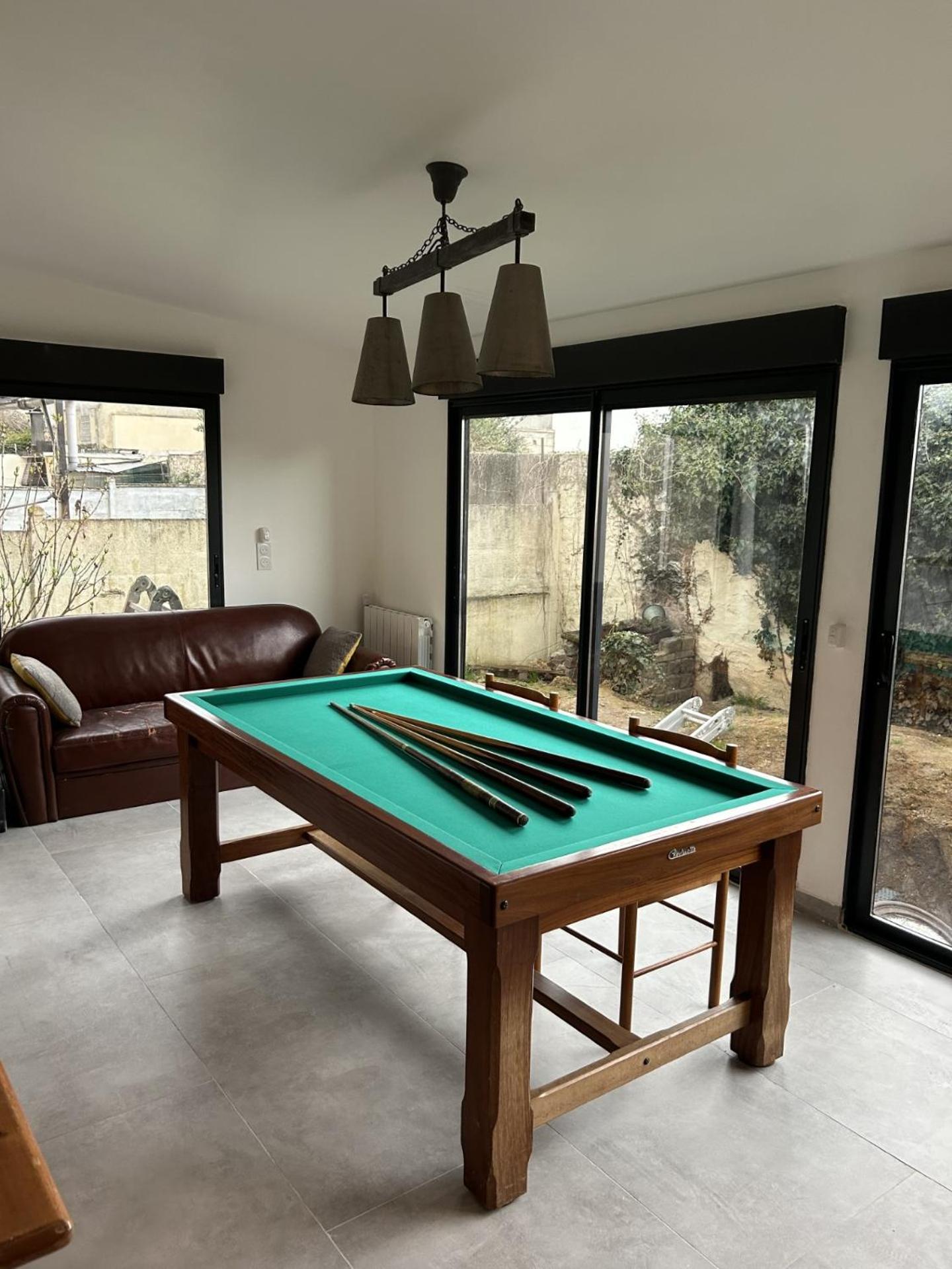 Grand Paris Cozy Stay Private Studios and Apartment Quick Access to Paris
