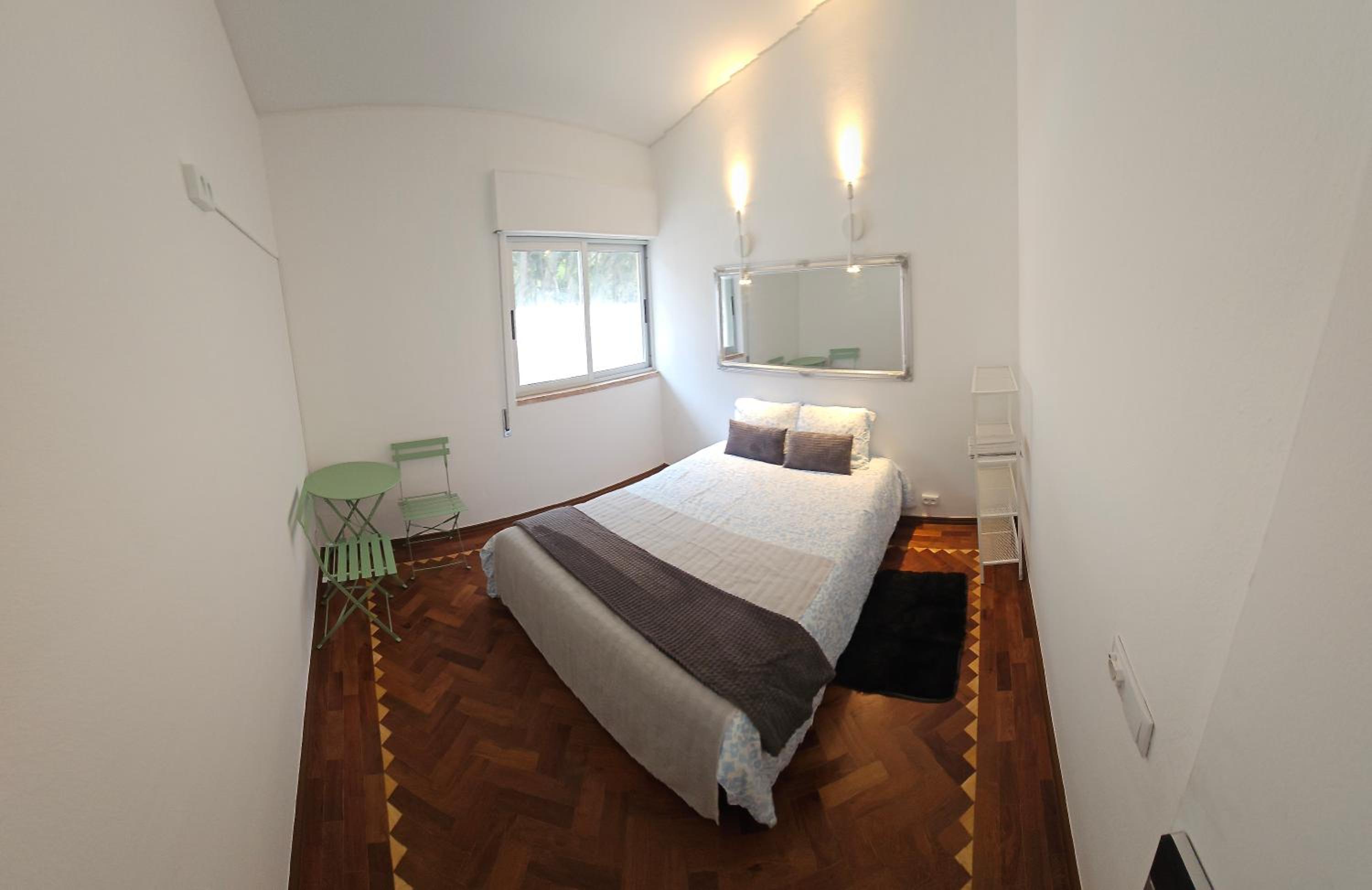 CARCAROOMS Guest House