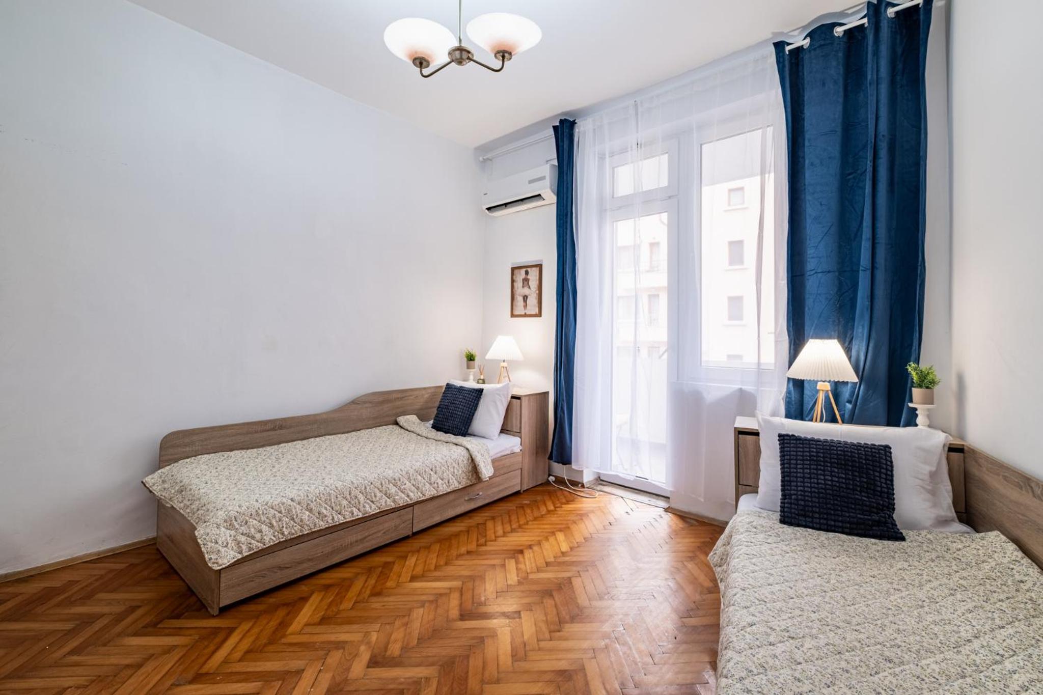 Lovely Art apartment - Victory
