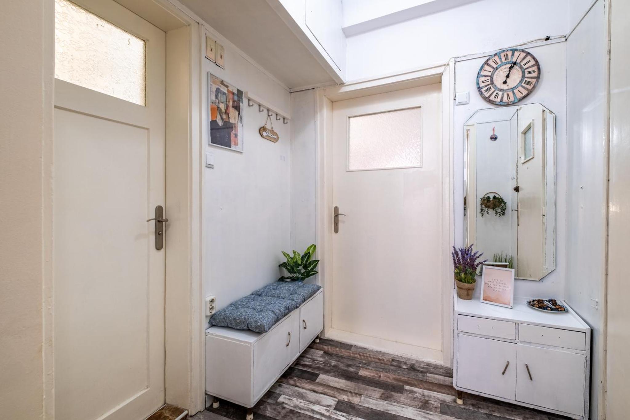 Lovely Art apartment - Victory
