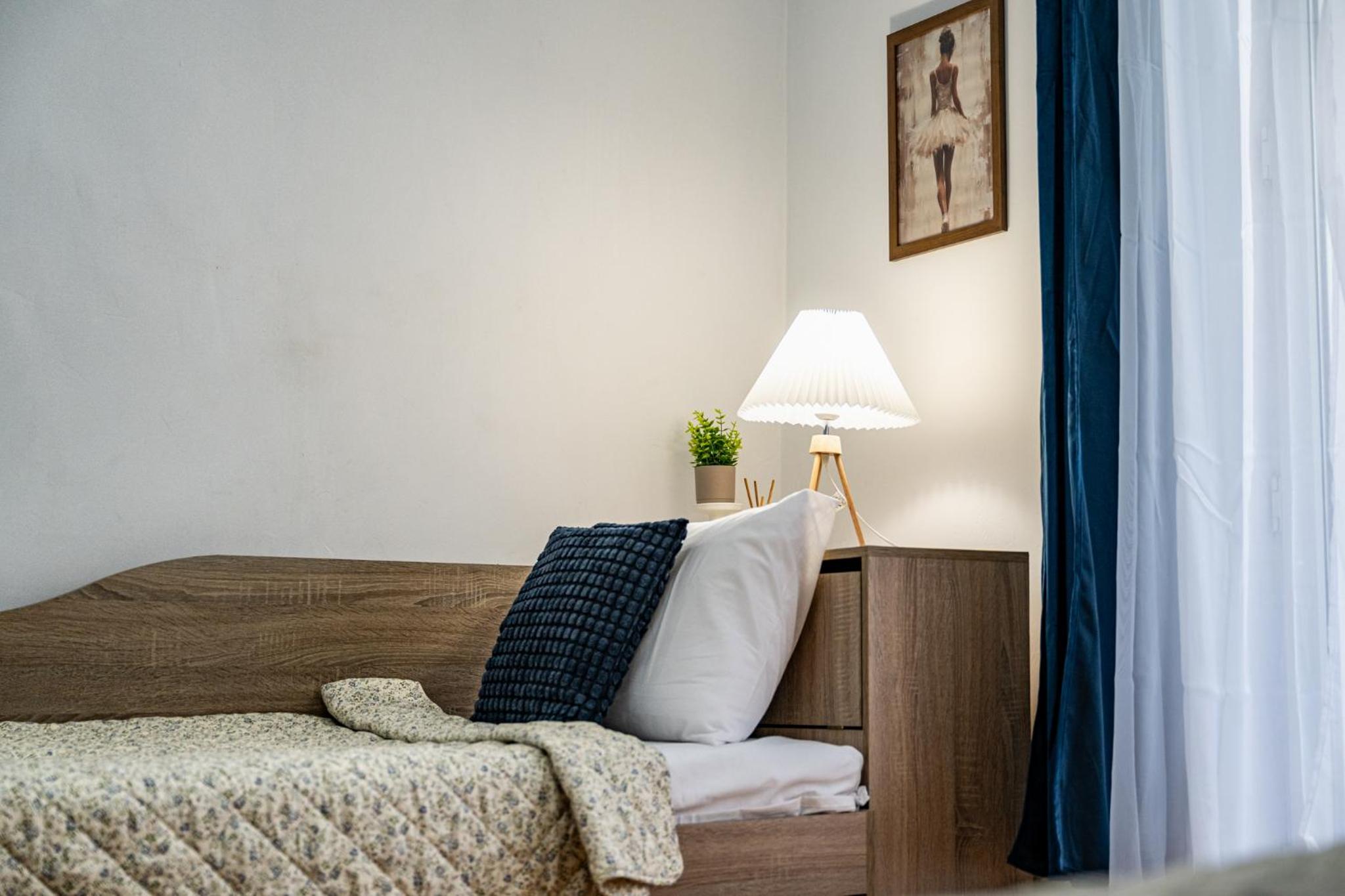Lovely Art apartment - Victory