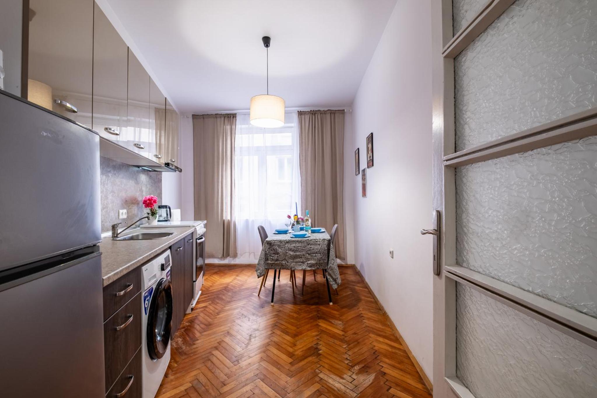 Lovely Art apartment - Victory