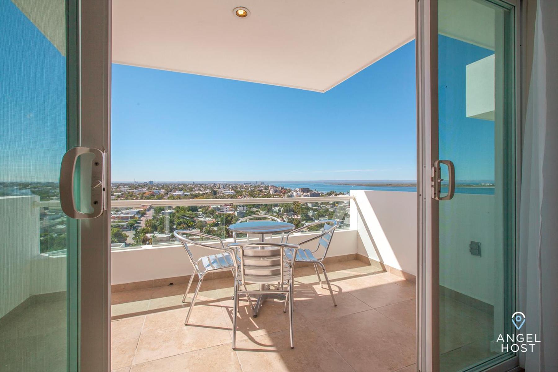 Condos with Spectacular Views & Pool Onsite