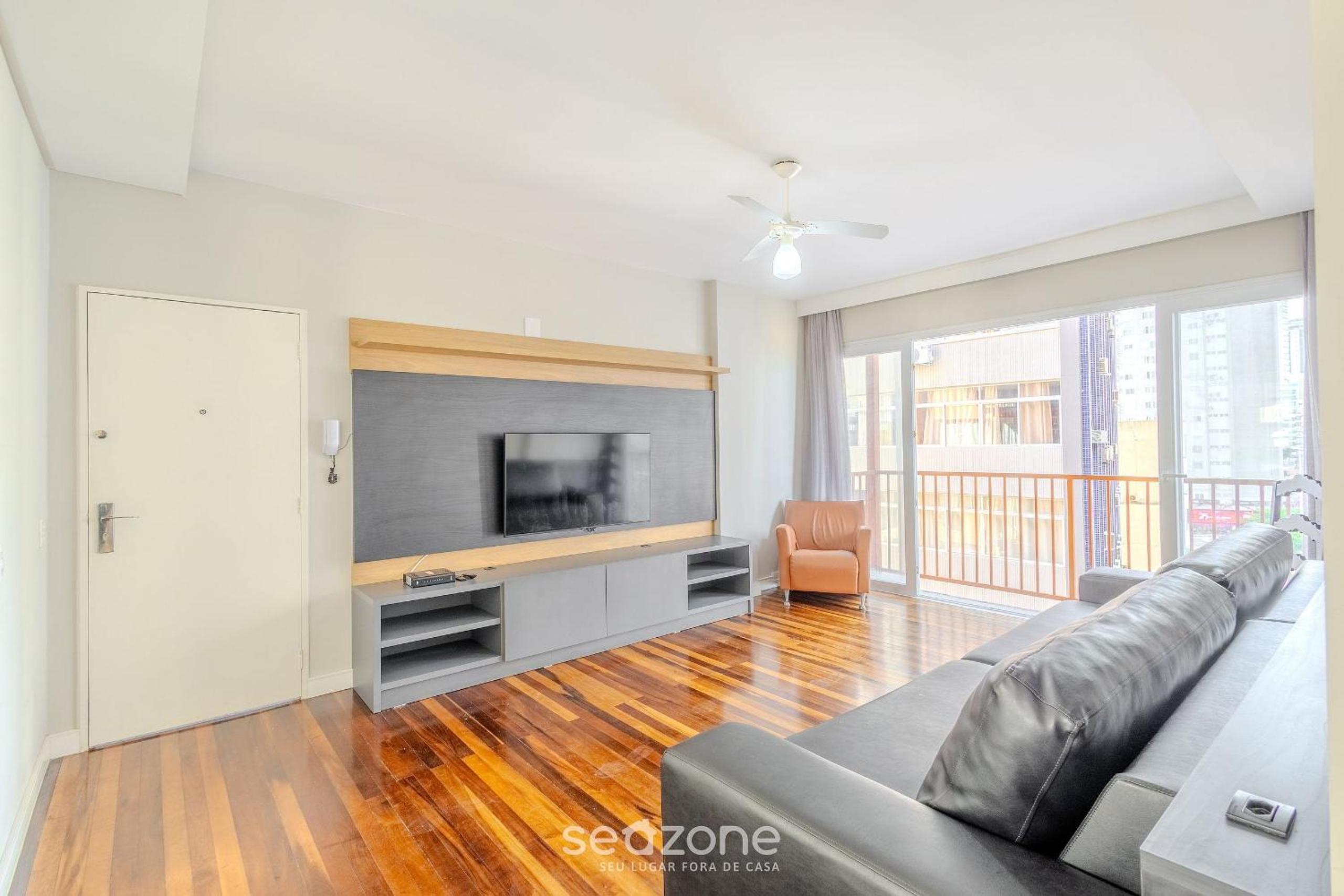 Apartments 50m from the Main Beach in BC - MRD