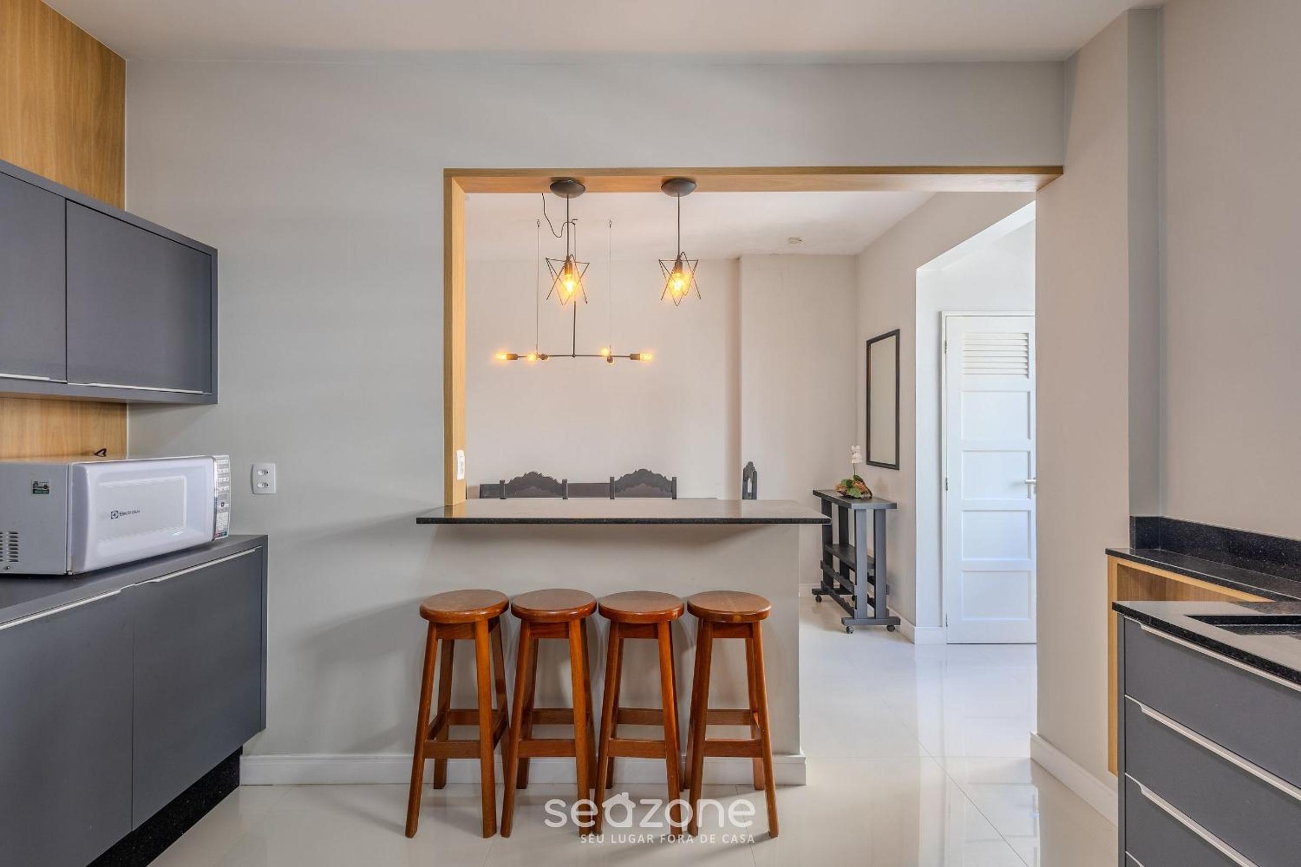 Apartments 50m from the Main Beach in BC - MRD