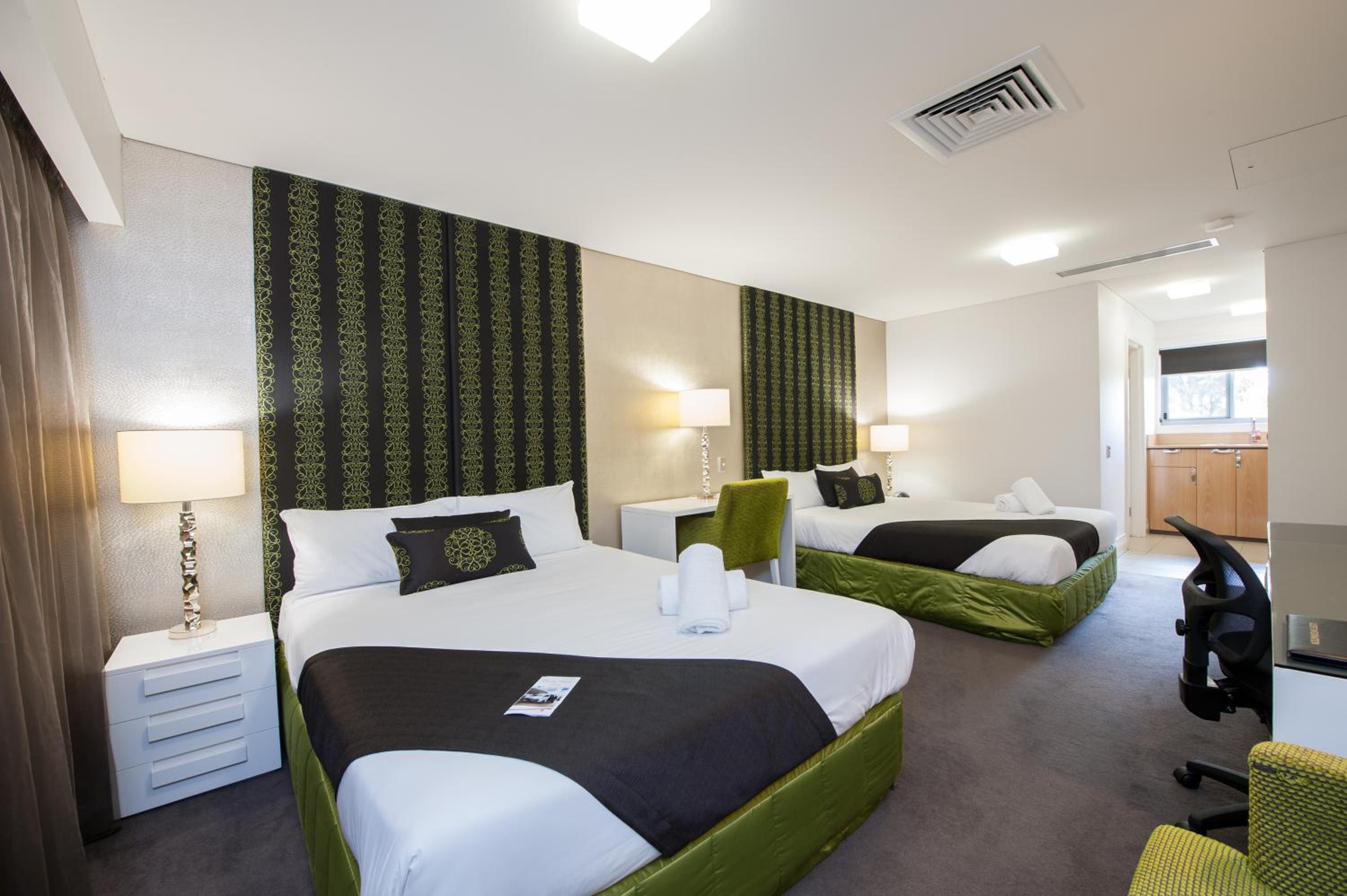 City Golf Club Motel