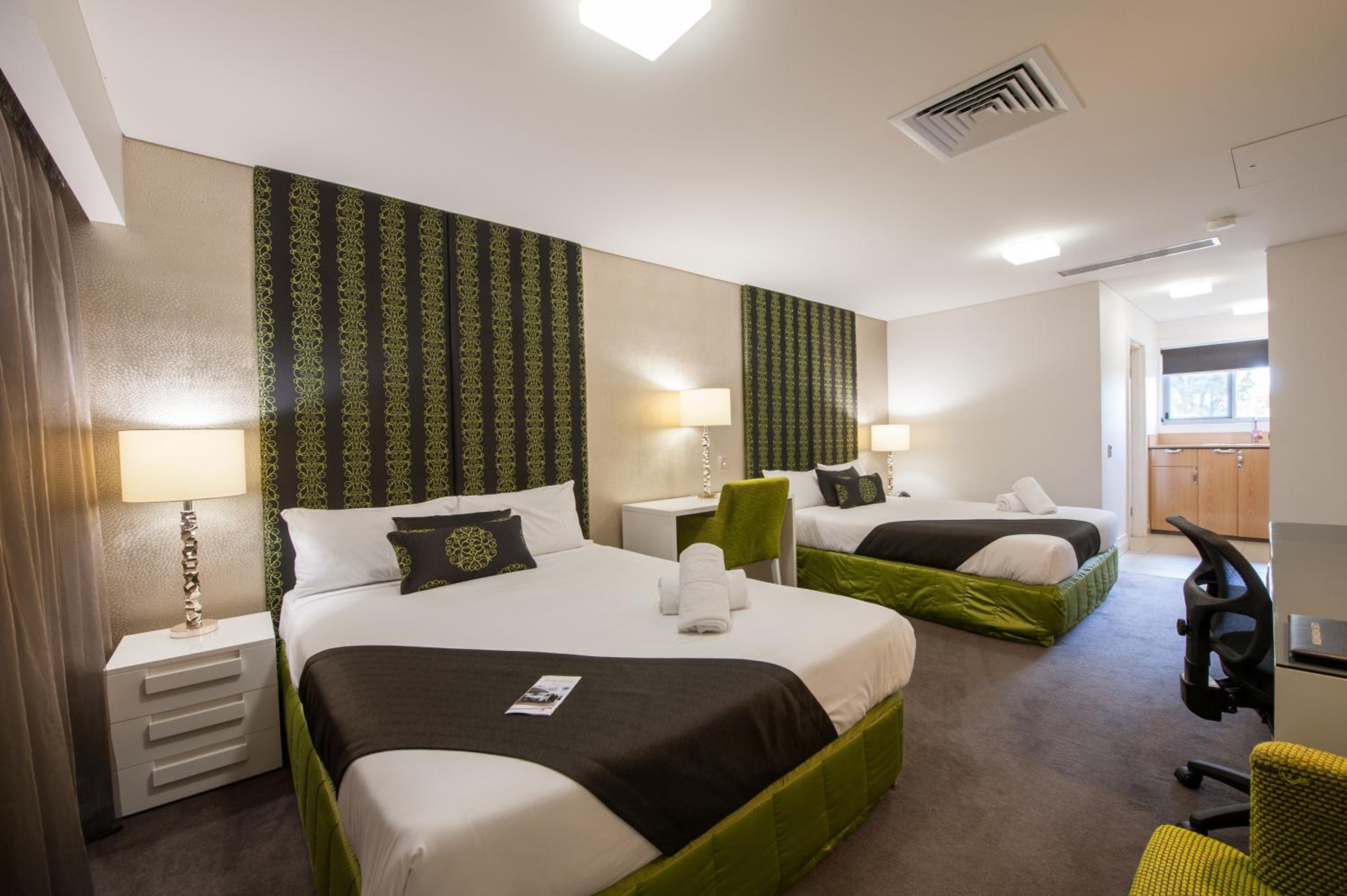 City Golf Club Motel