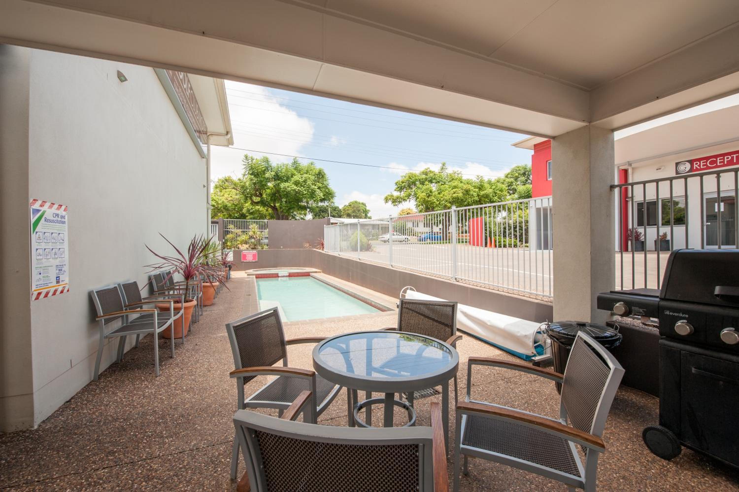 City Golf Club Motel