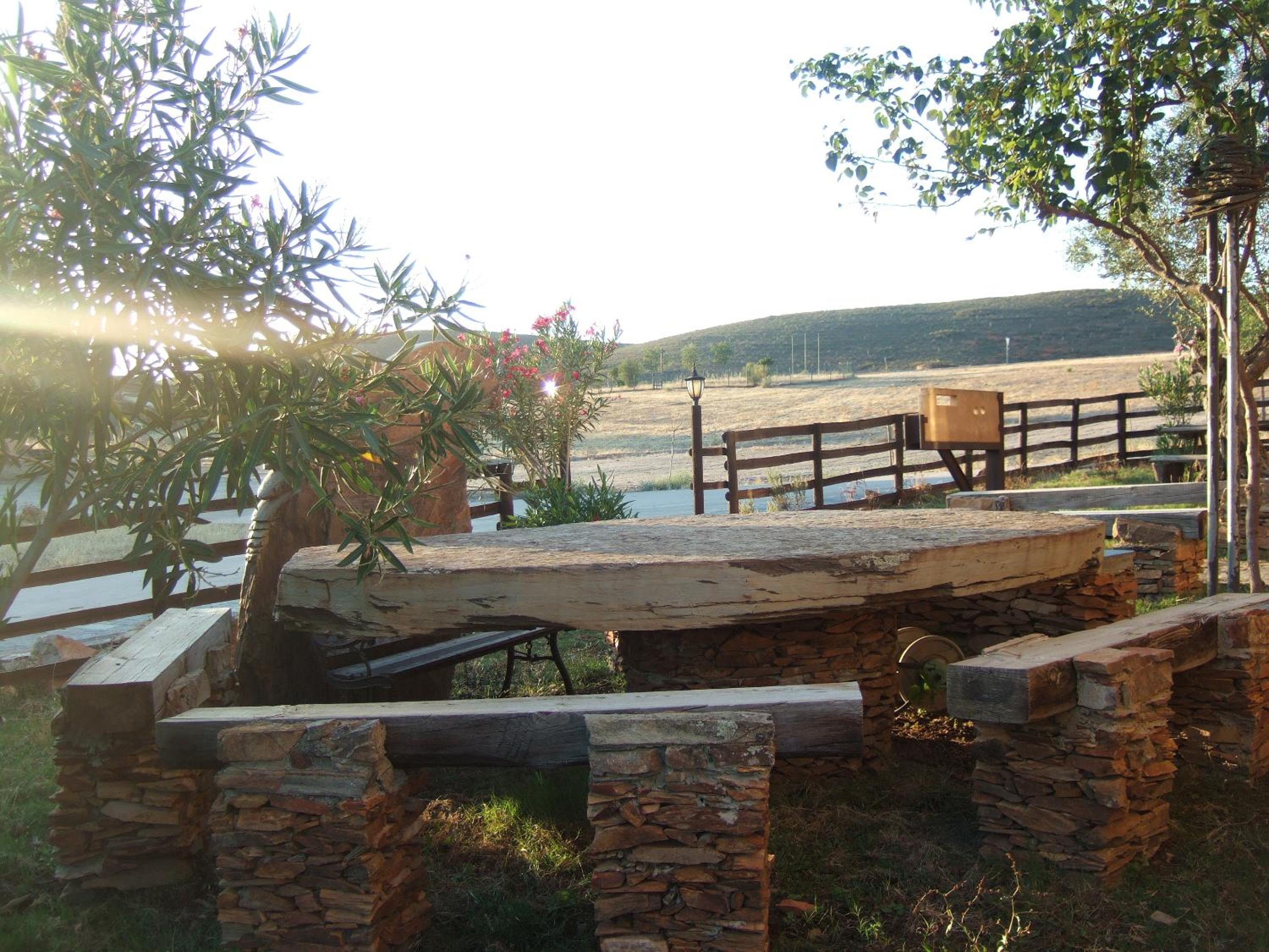 Casa Rural Al-Mofrag y Apartamentos El Mirador de Monfragüe