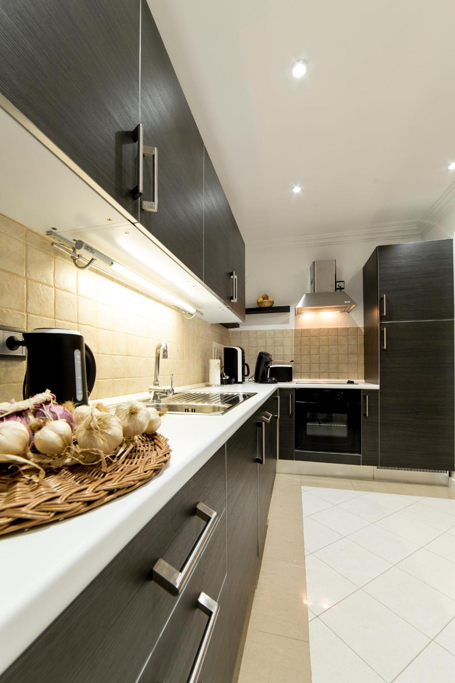 The Queen Luxury Apartments - Villa Cortina