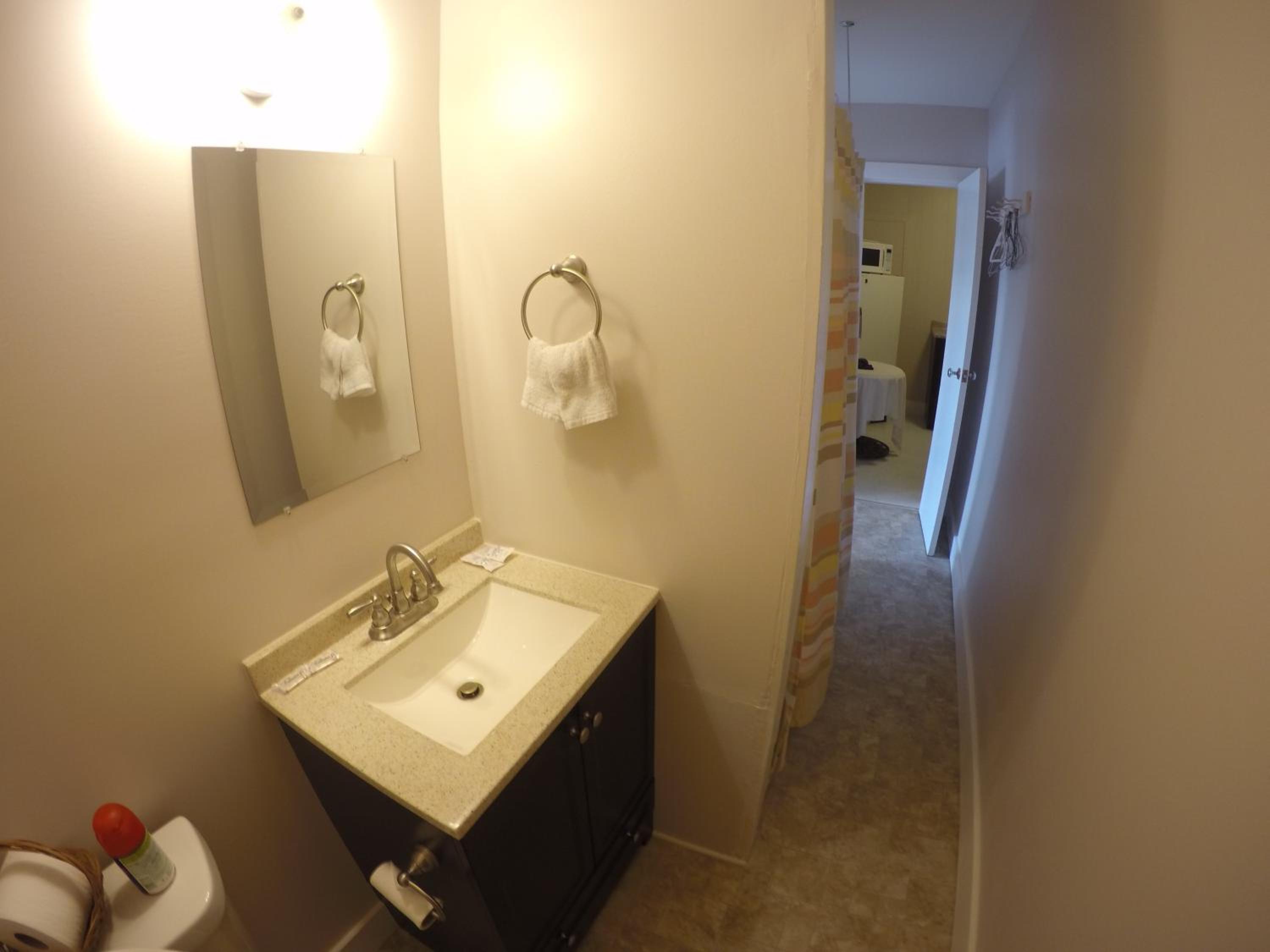 Saint John Vacations - Admiral's Quay Motel  Suites - Property Image 12