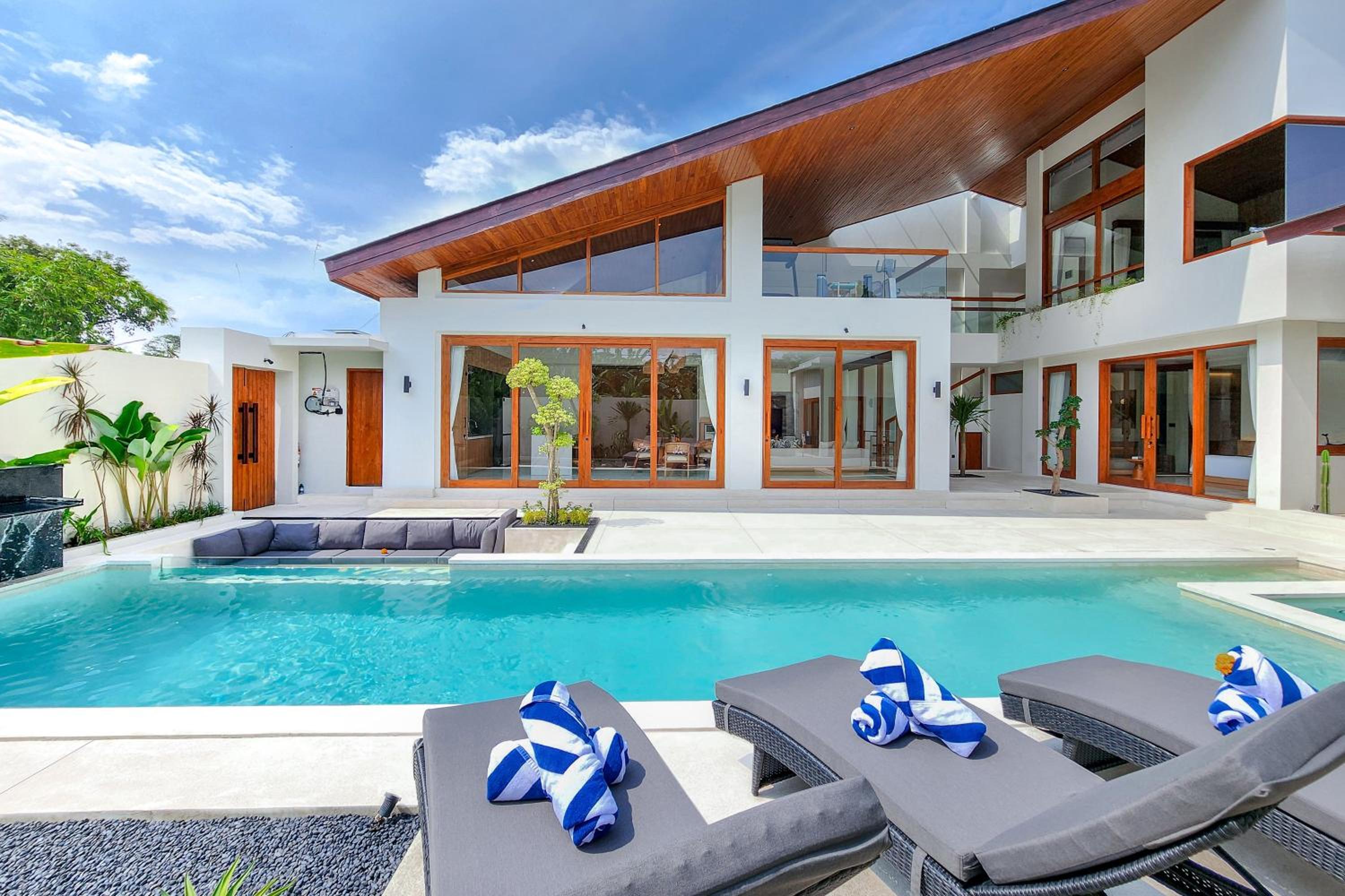 The Aurum Canggu Villas by Nagisa Bali