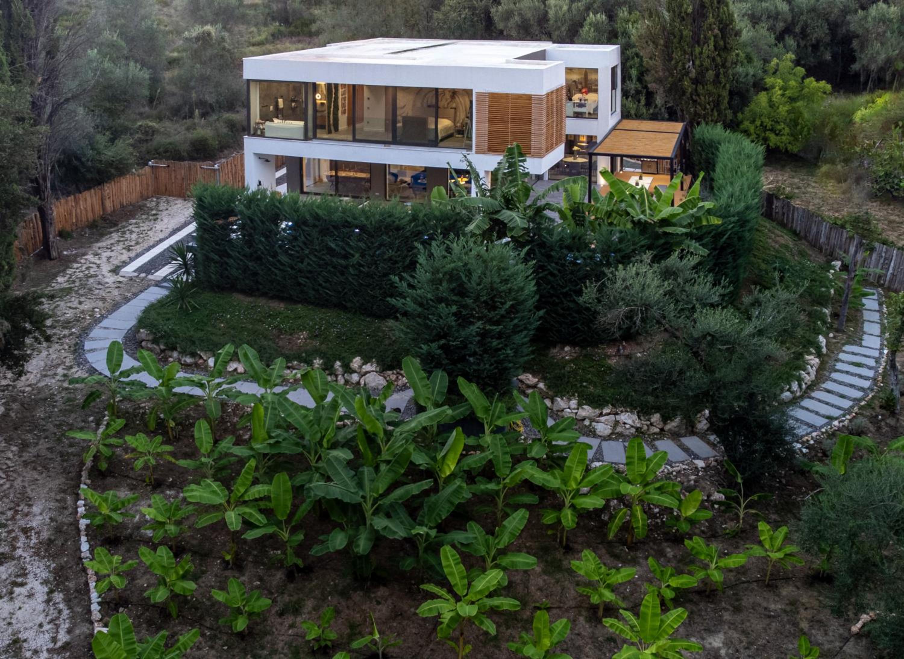 La Fortuna Villa - Award Winning Luxury Villa Close to Corfu Town