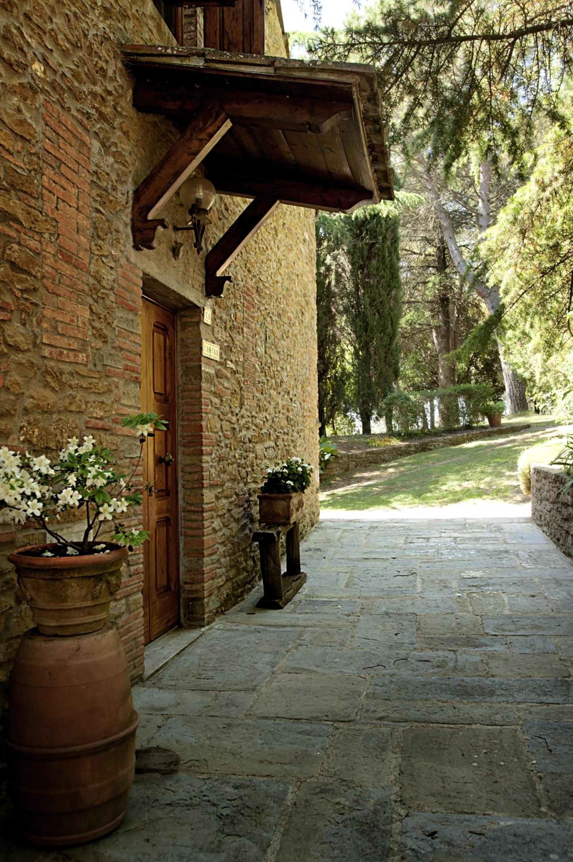 Photo 48
