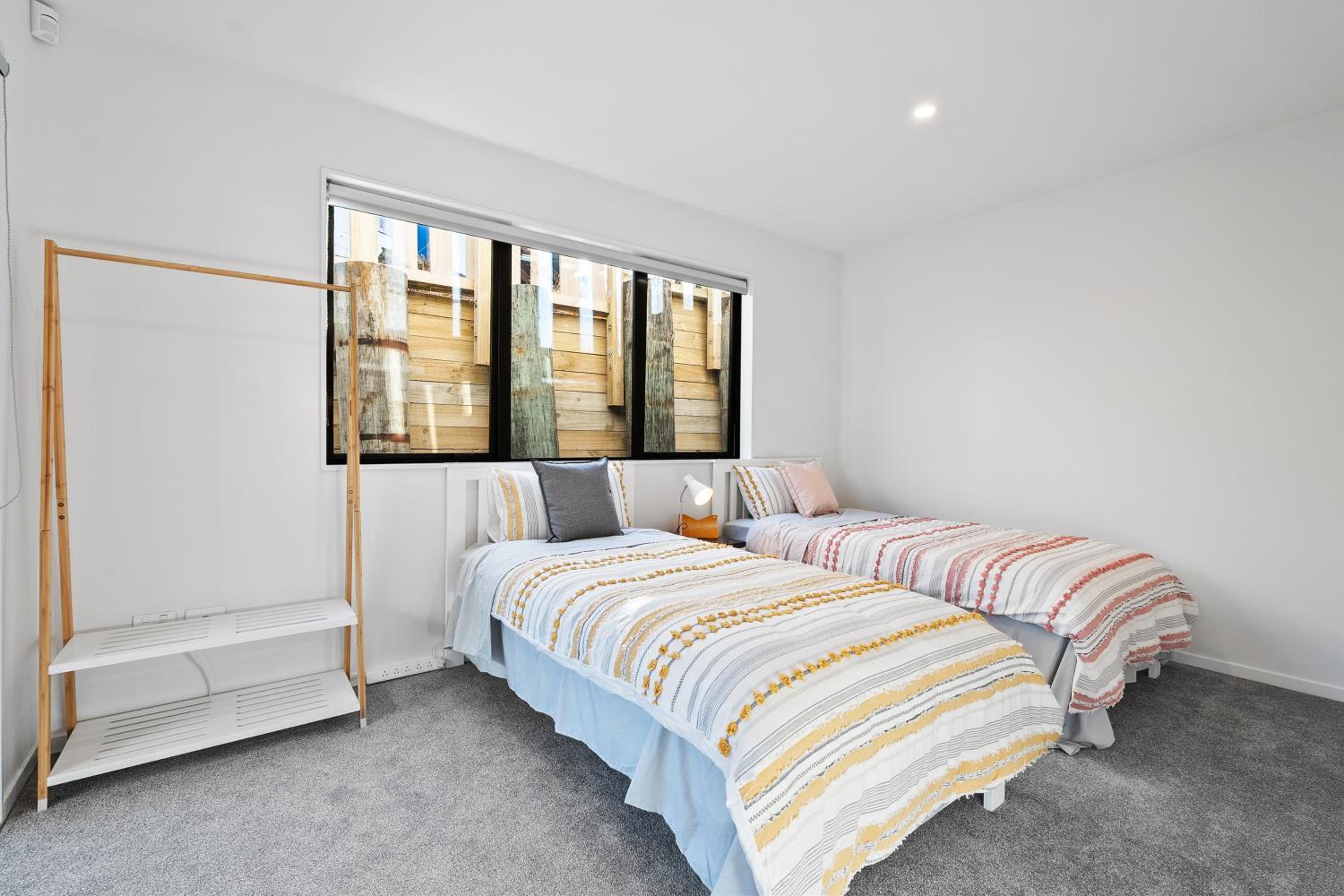 Luxury 4 BR Retreat 4 bath with 3 Master Suites and Kids' Playroom