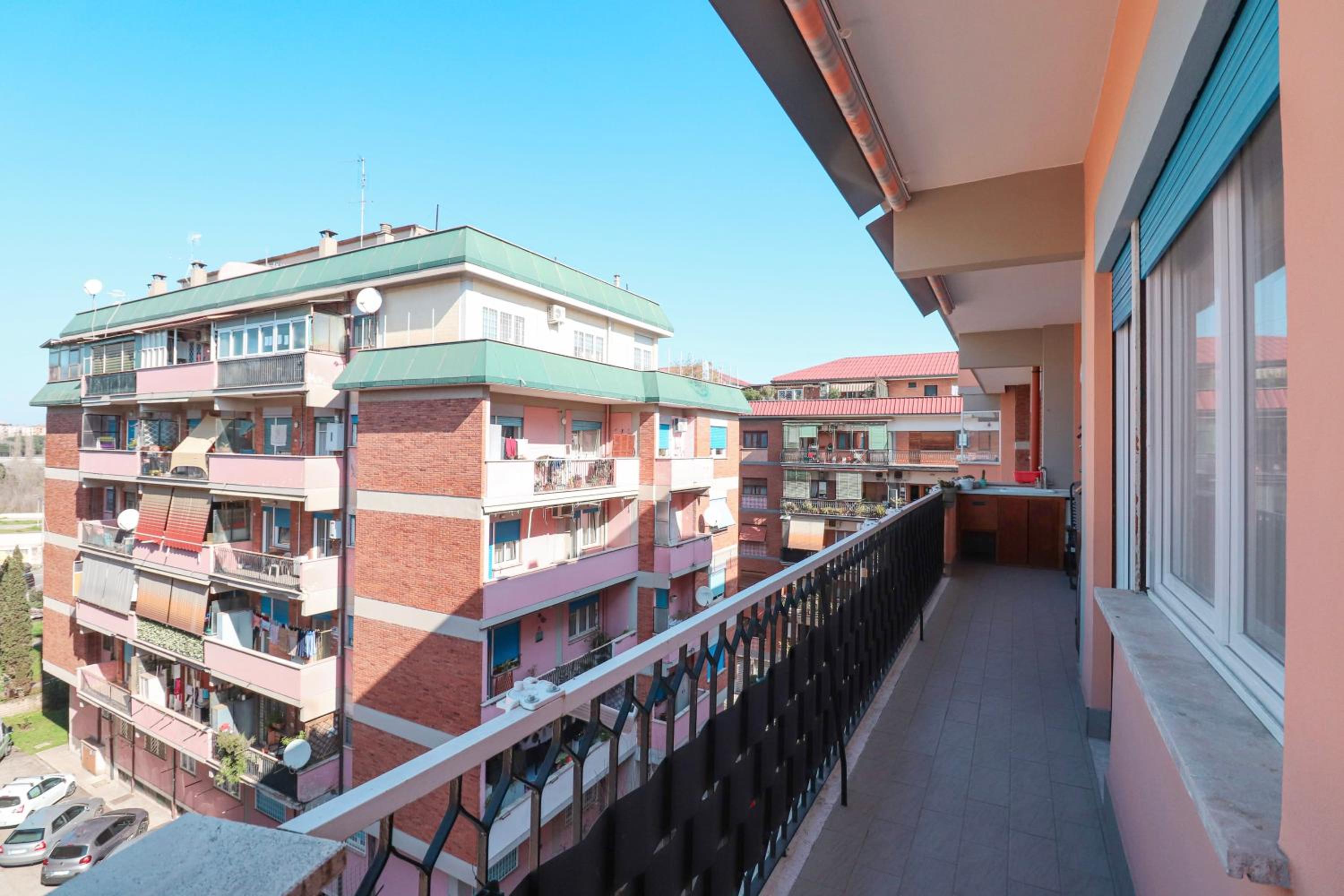 Elegant & Chic 2 Suites Apartment - 5min to Station, AC, Wi-Fi