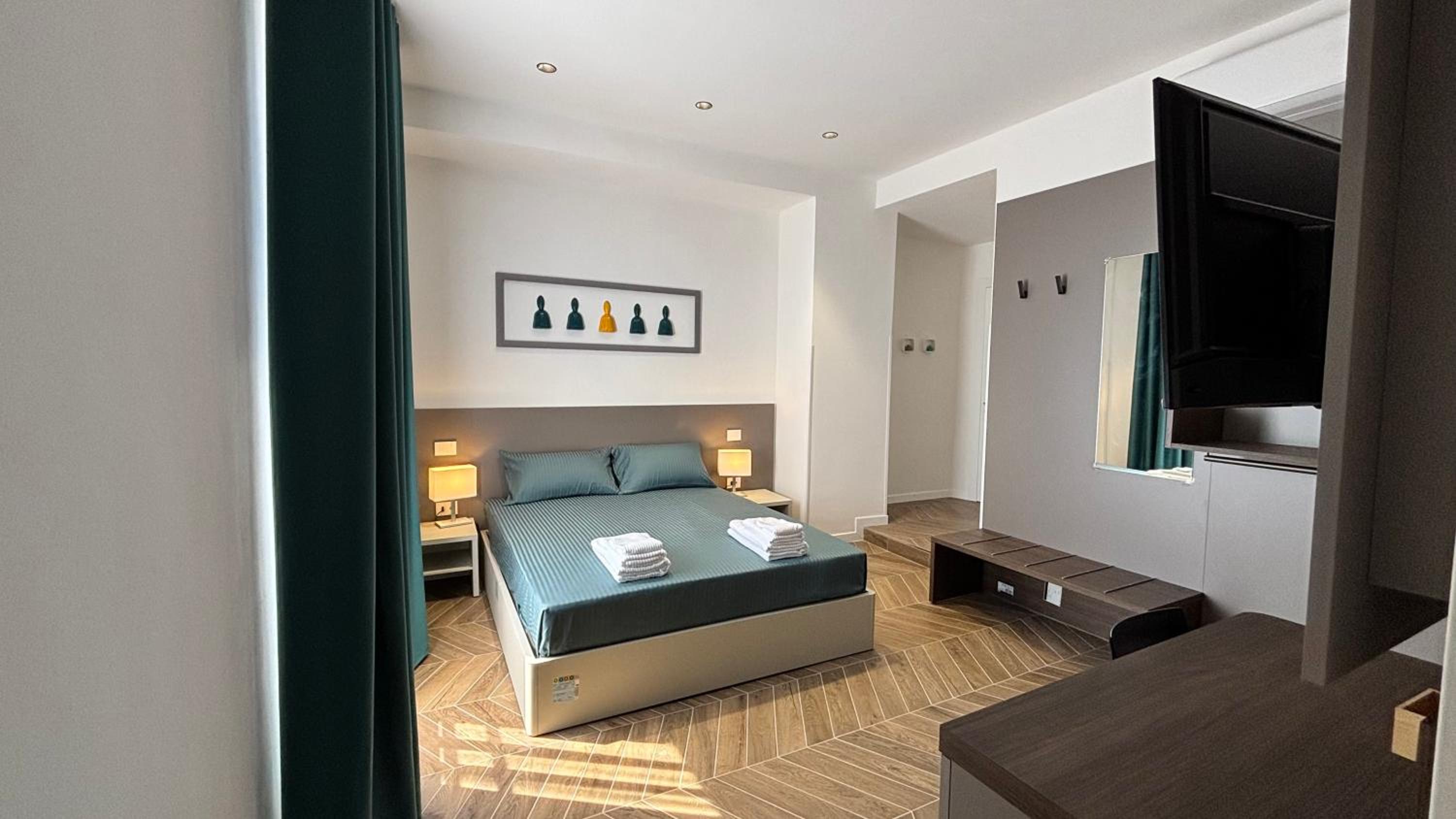 Seaside Suites