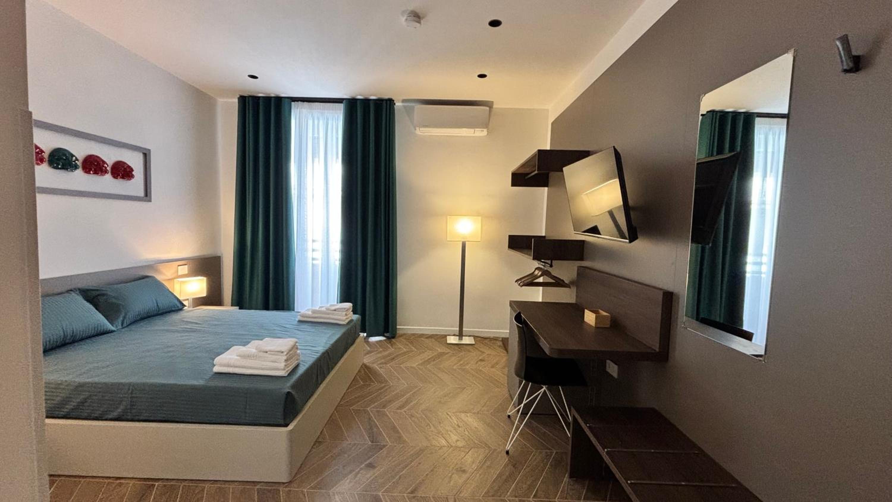 Seaside Suites