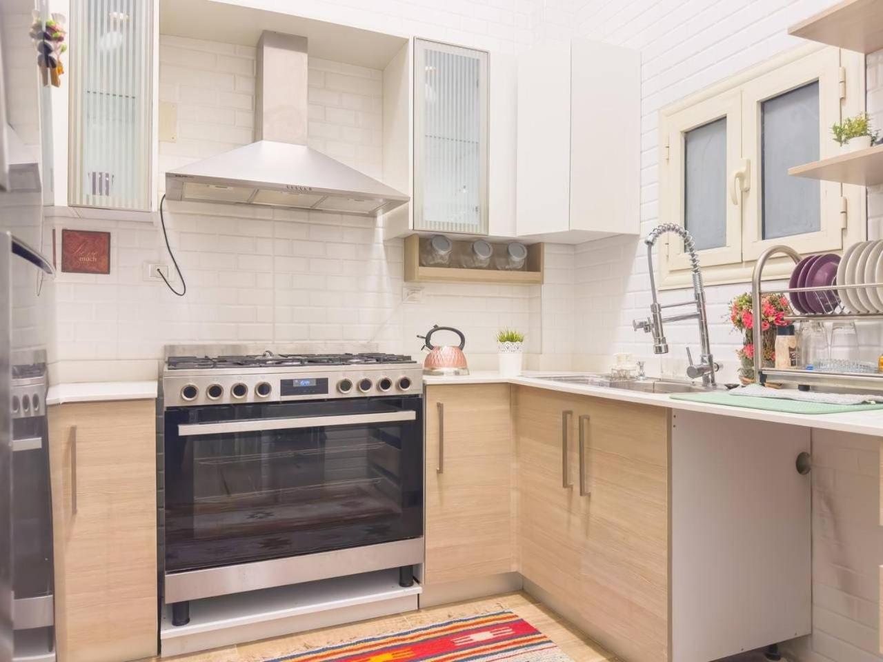 2BR Downtown Alia Khan, Fully equipped Gem
