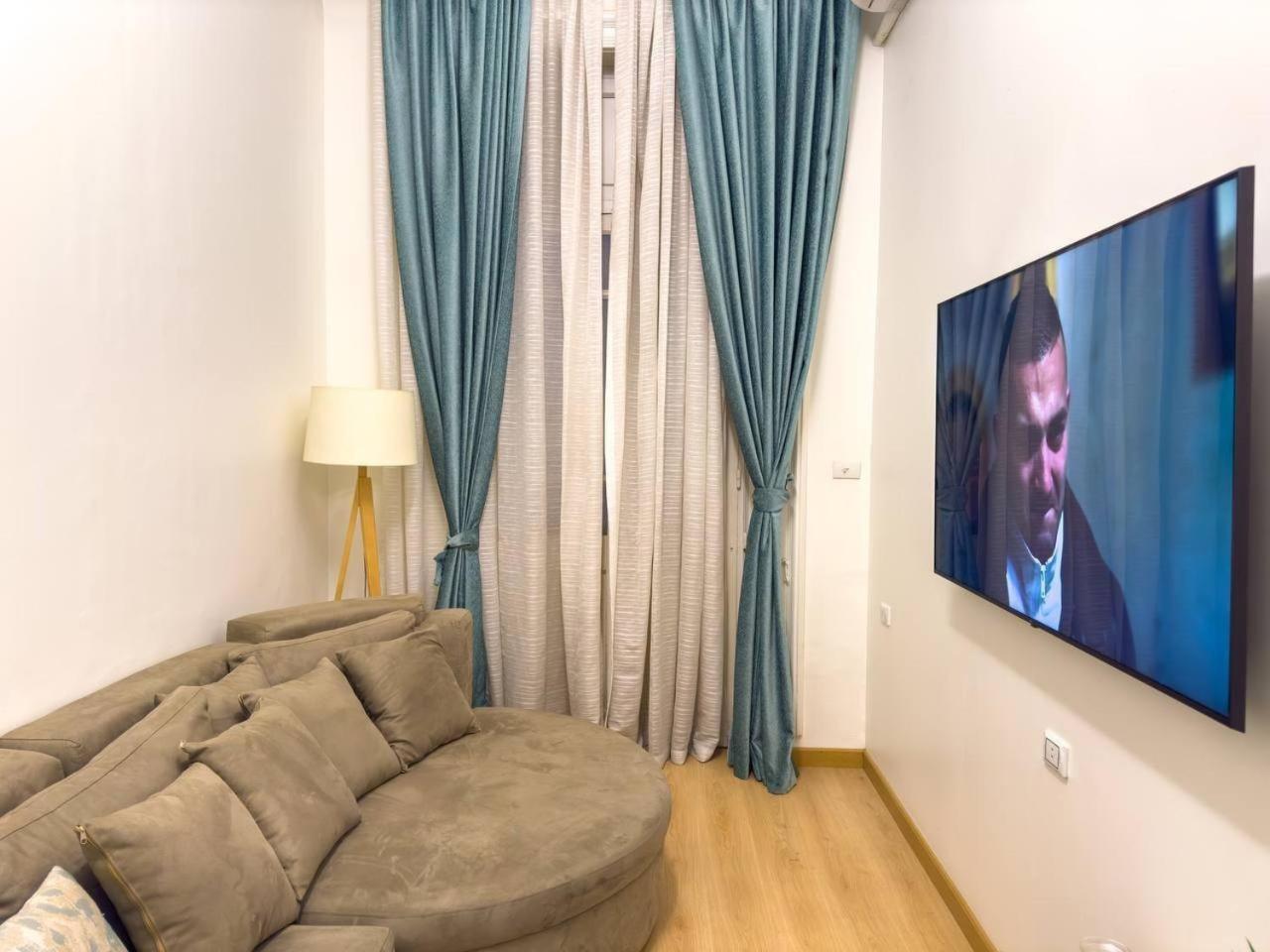 2BR Downtown Alia Khan, Fully equipped Gem