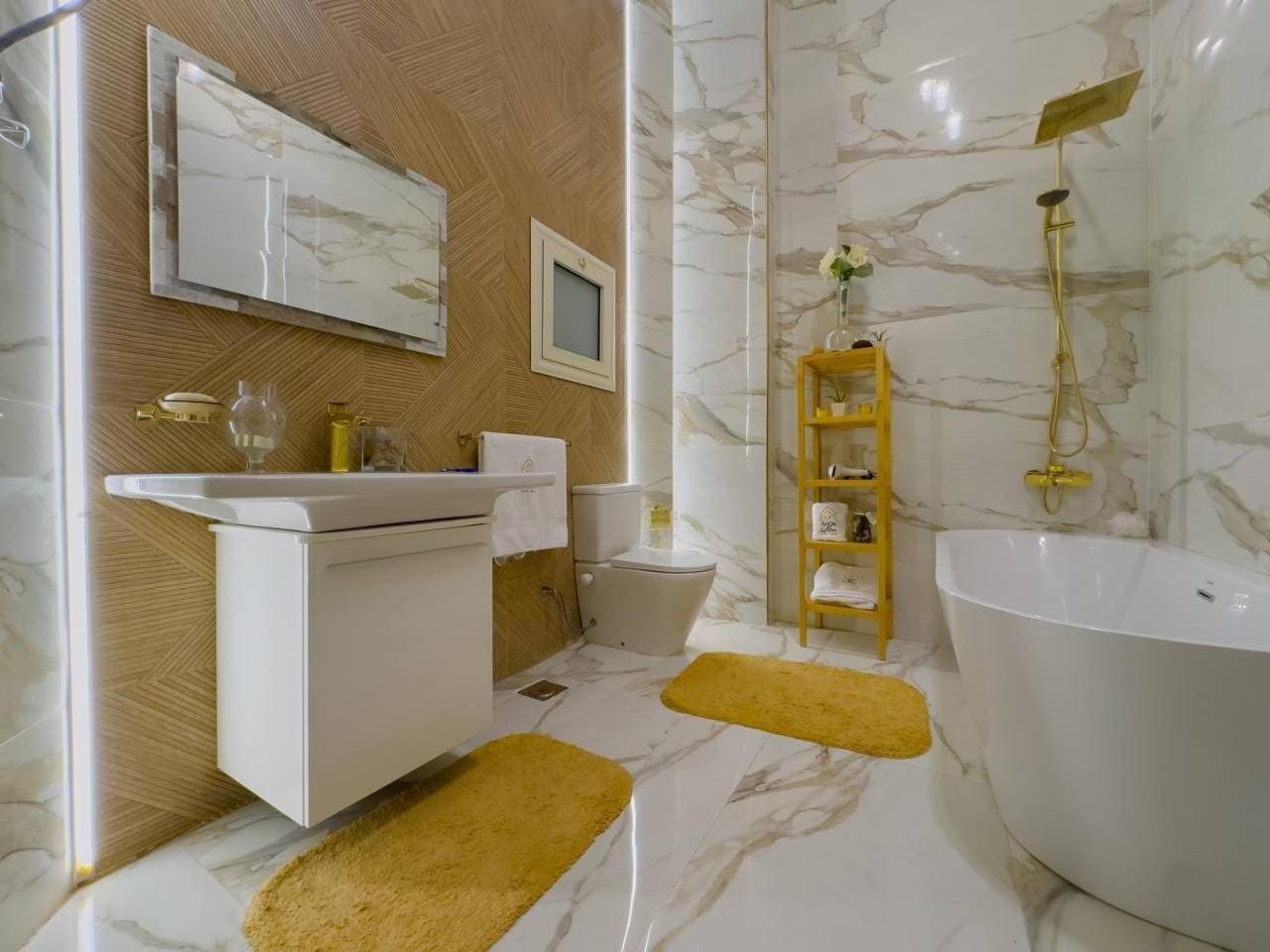 2BR Downtown Alia Khan, Fully equipped Gem