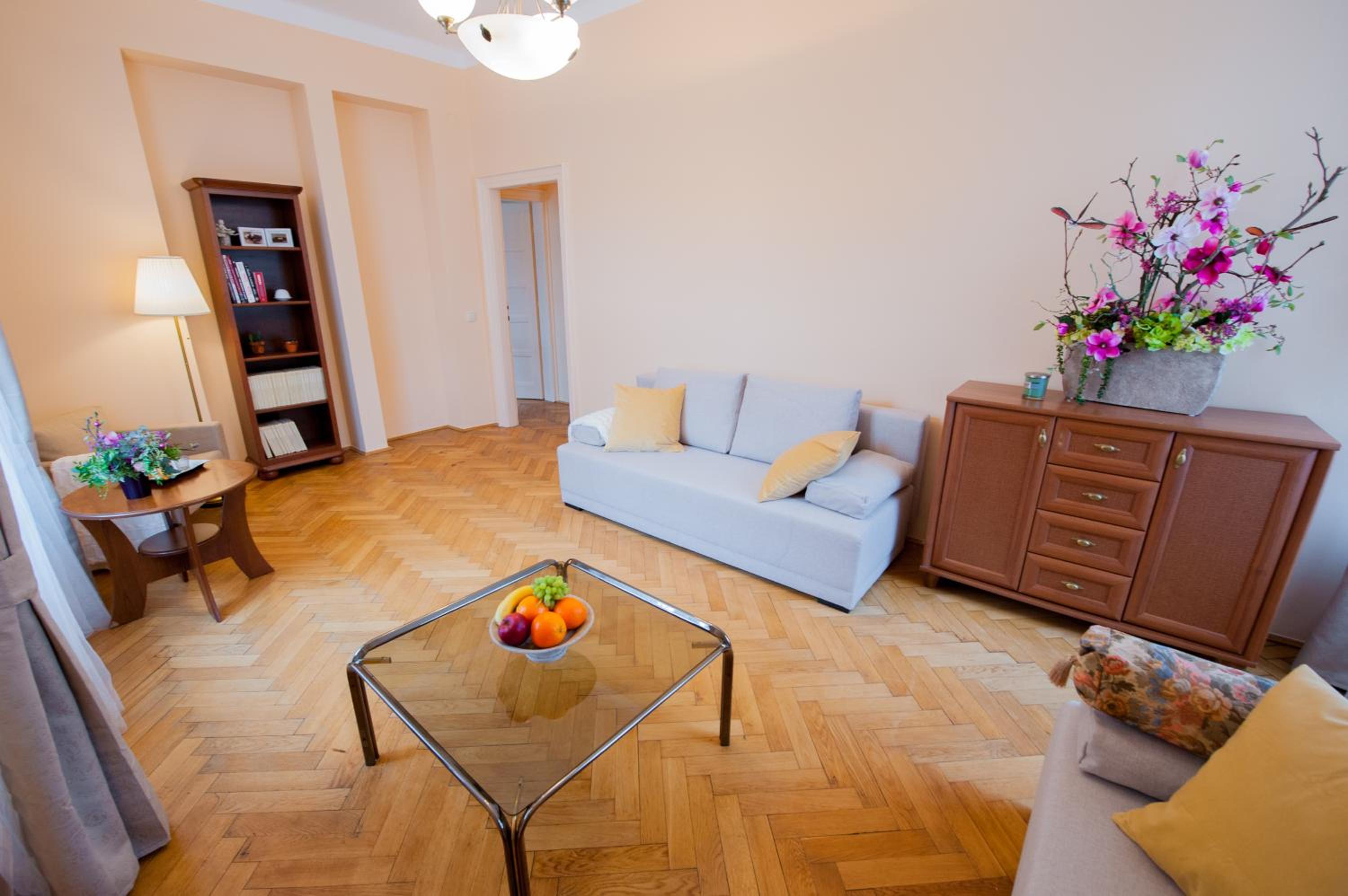 Apartments Roman