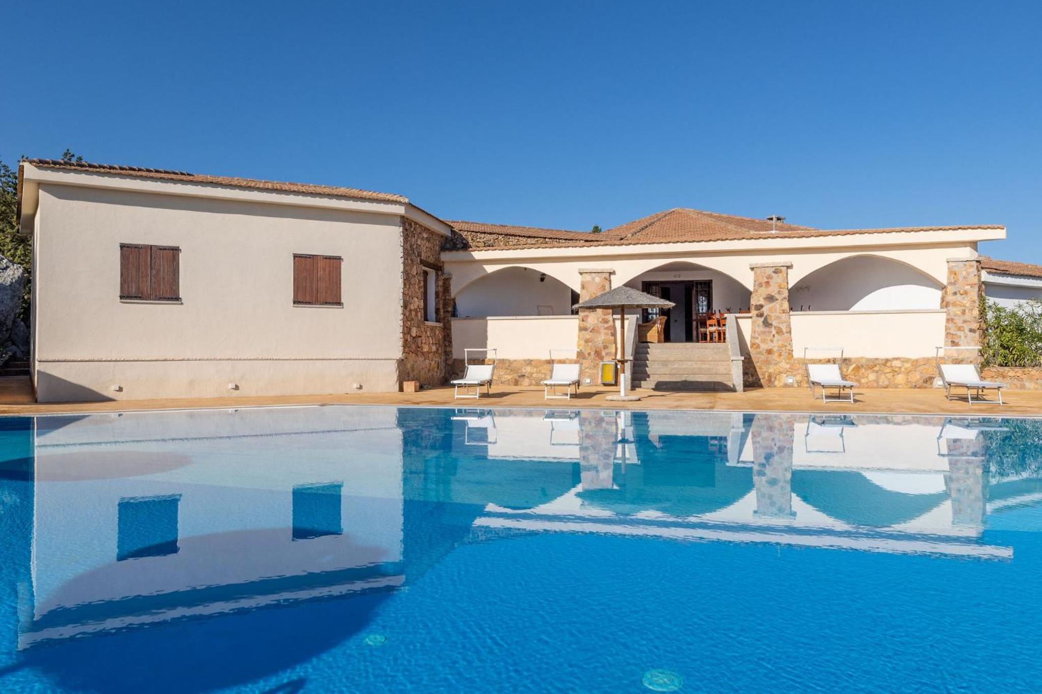 Chic Villa Antonina One Bedroom unit 6 sleeps 4