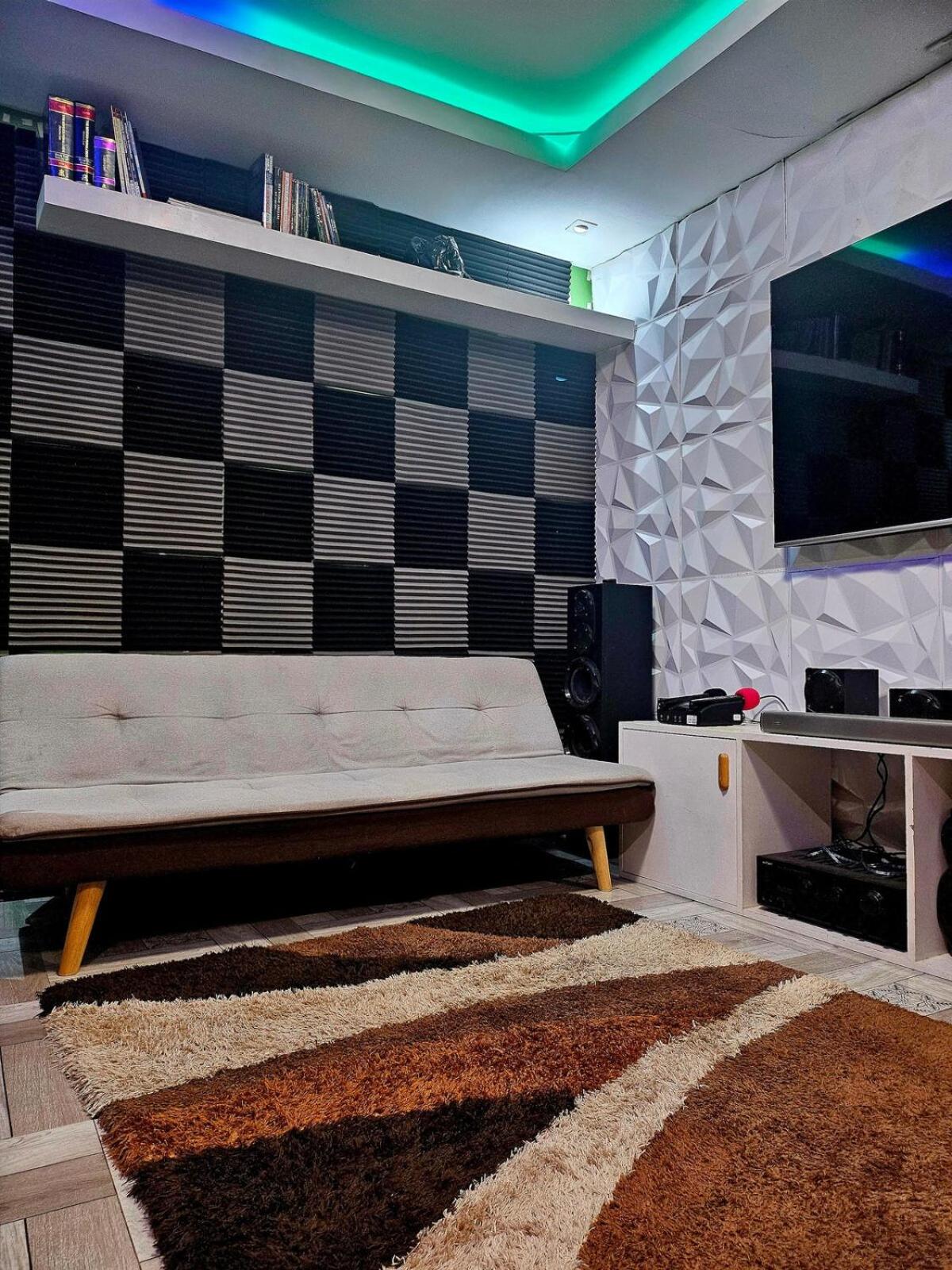 Natural Haven with Netflix Kubo Videoke & Alfresco Dining