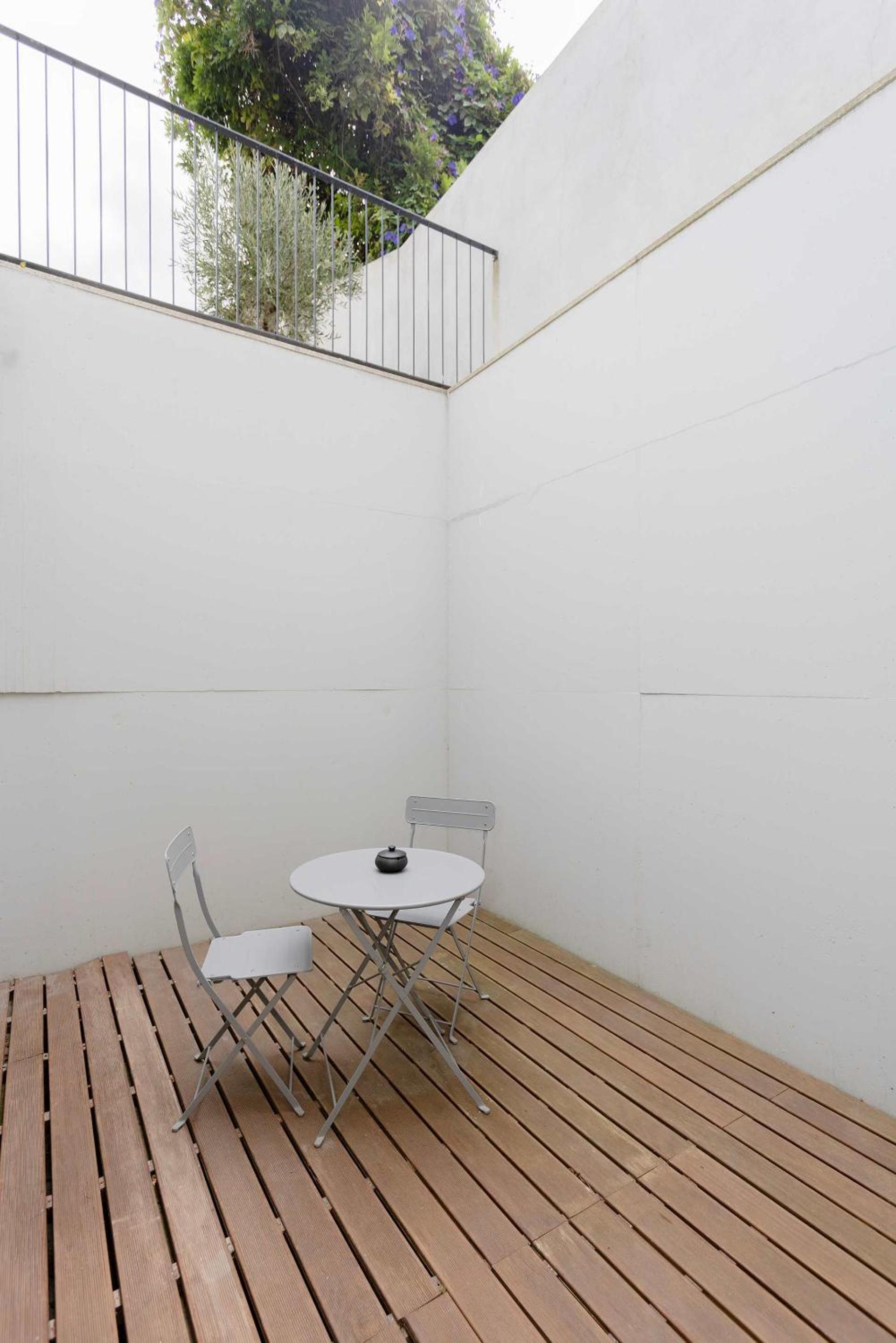 Liiiving in Porto - Pool Paradise Apartments