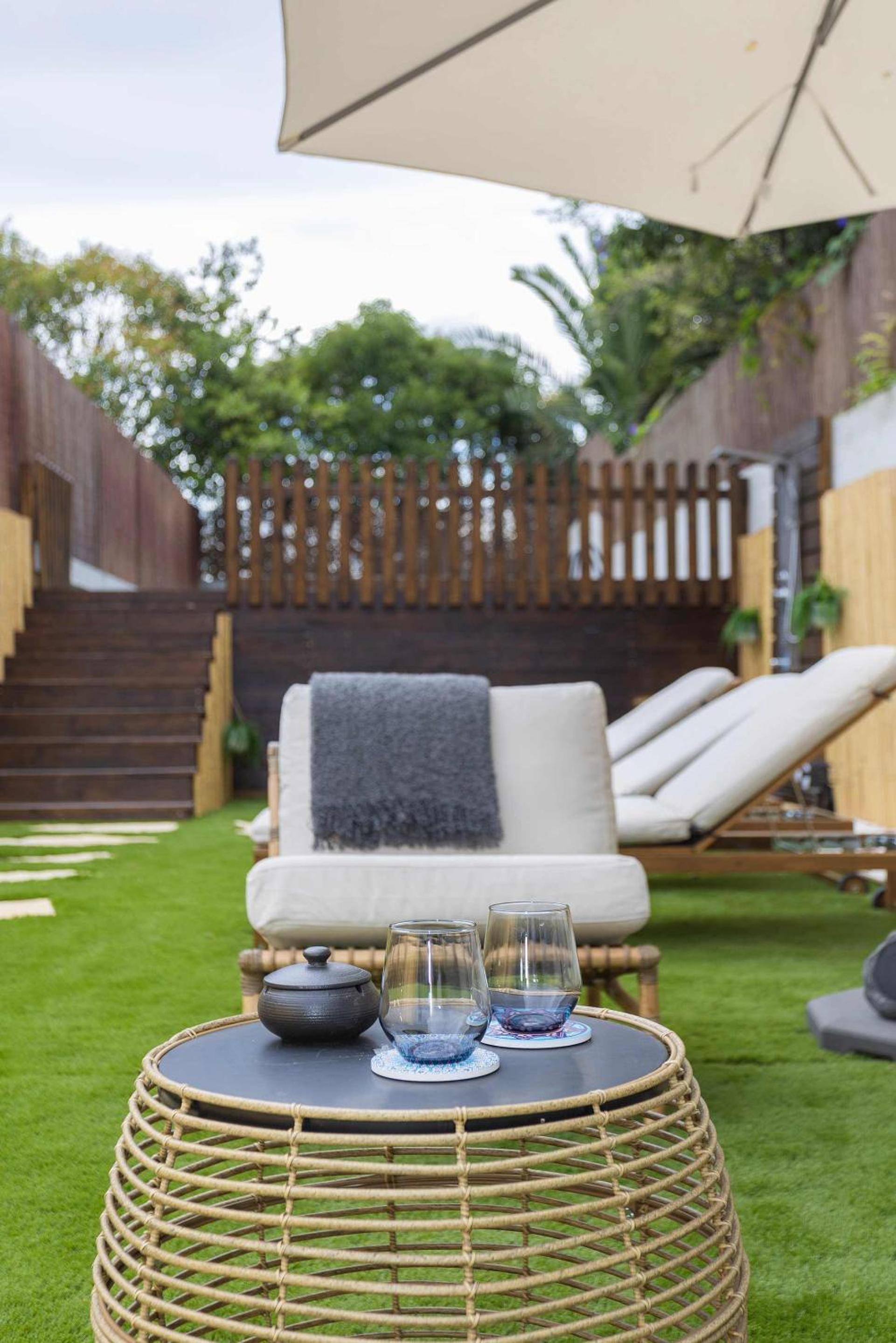 Liiiving in Porto - Pool Paradise Apartments