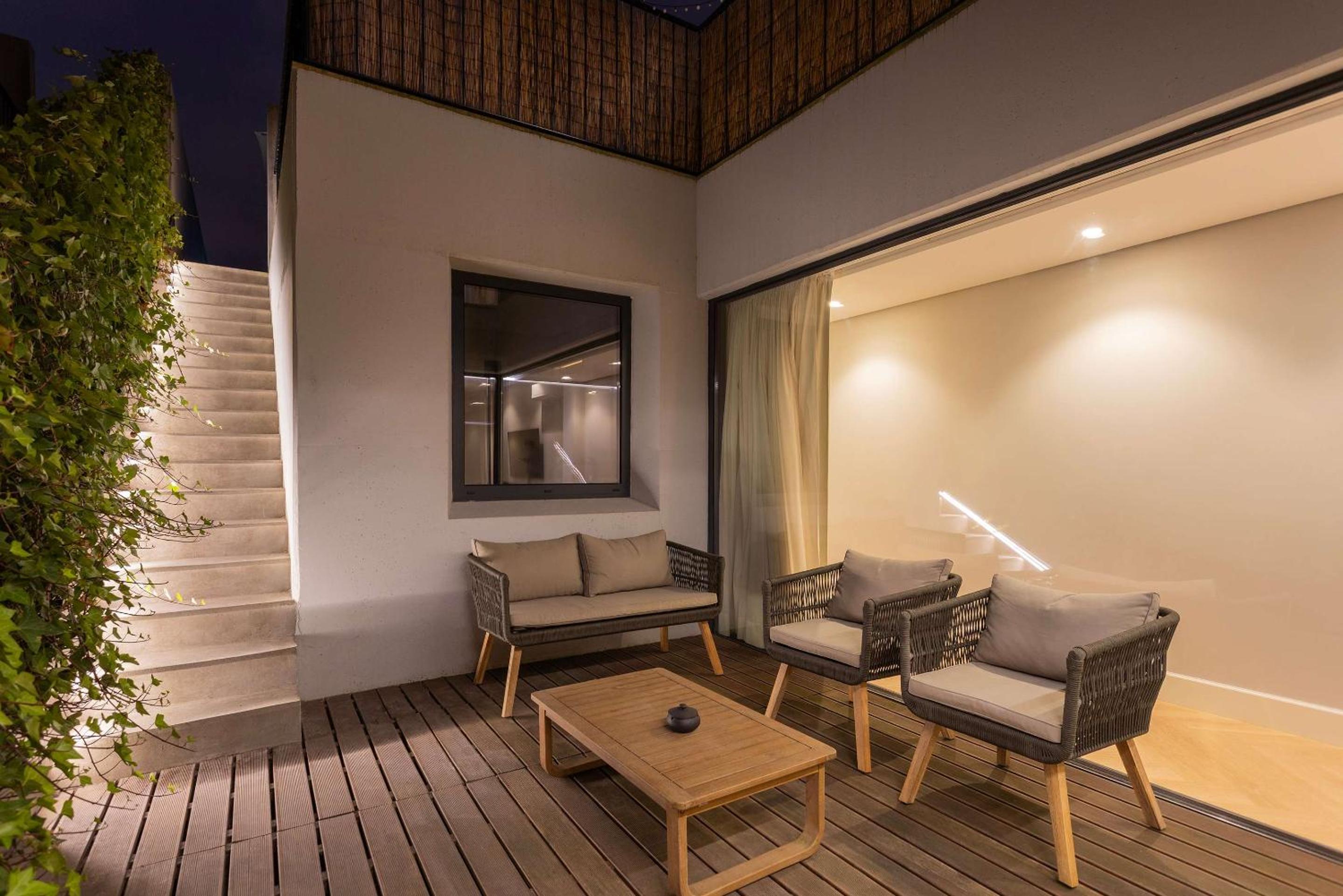 Liiiving in Porto - Pool Paradise Apartments