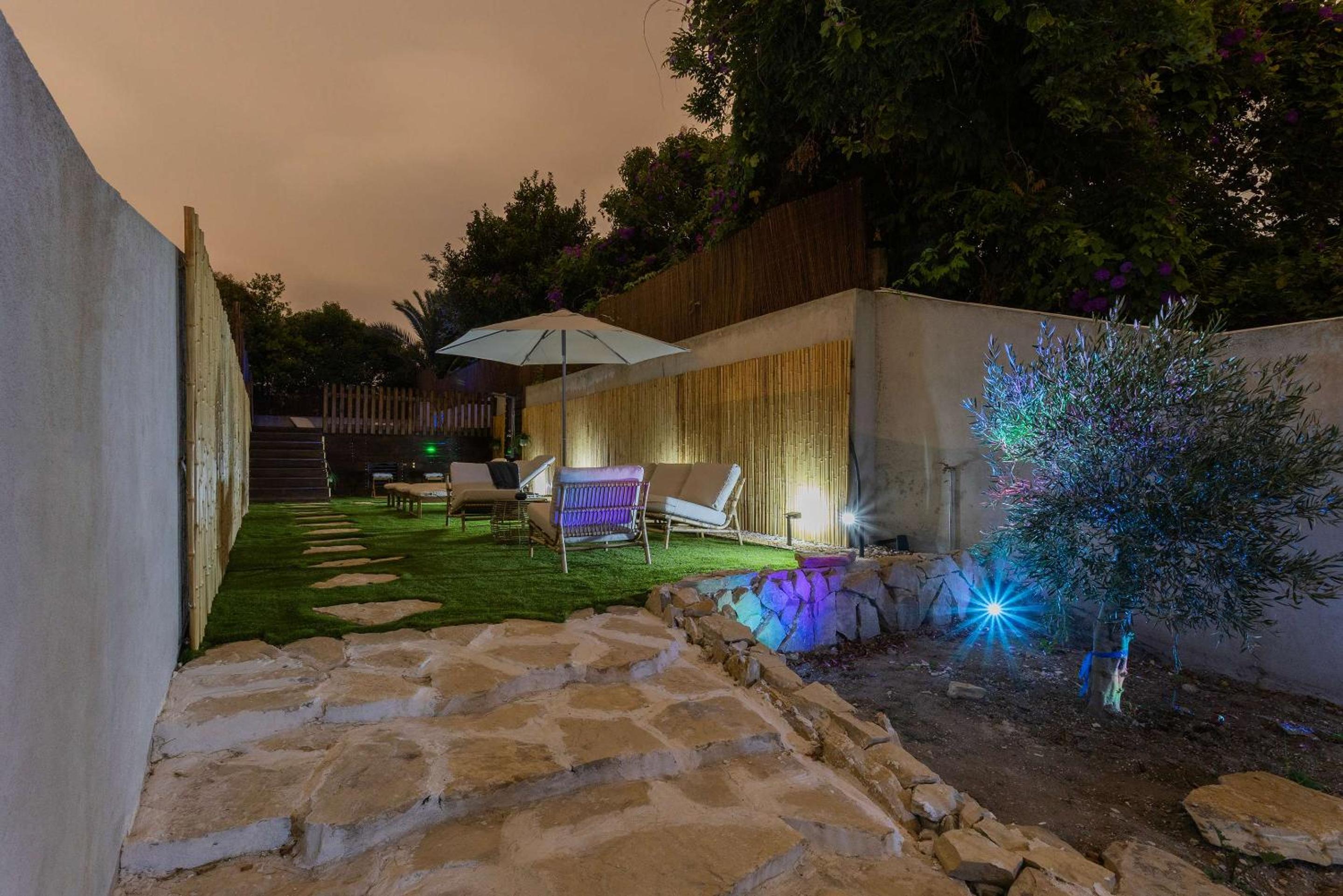 Liiiving in Porto - Pool Paradise Apartments