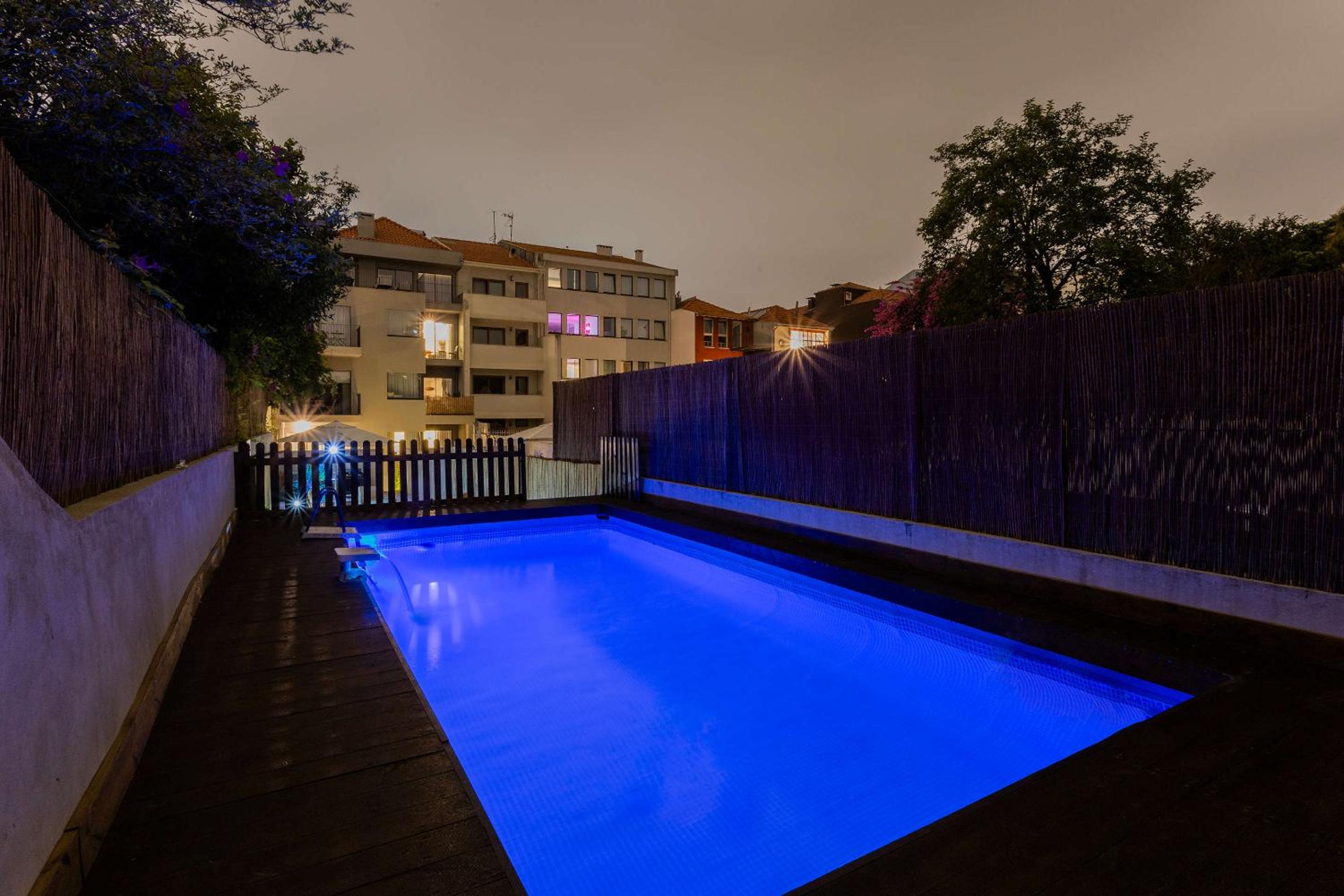 Liiiving in Porto - Pool Paradise Apartments