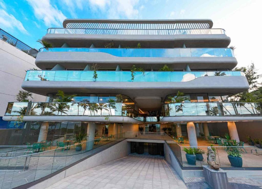 Setai Yacht Beira Mar