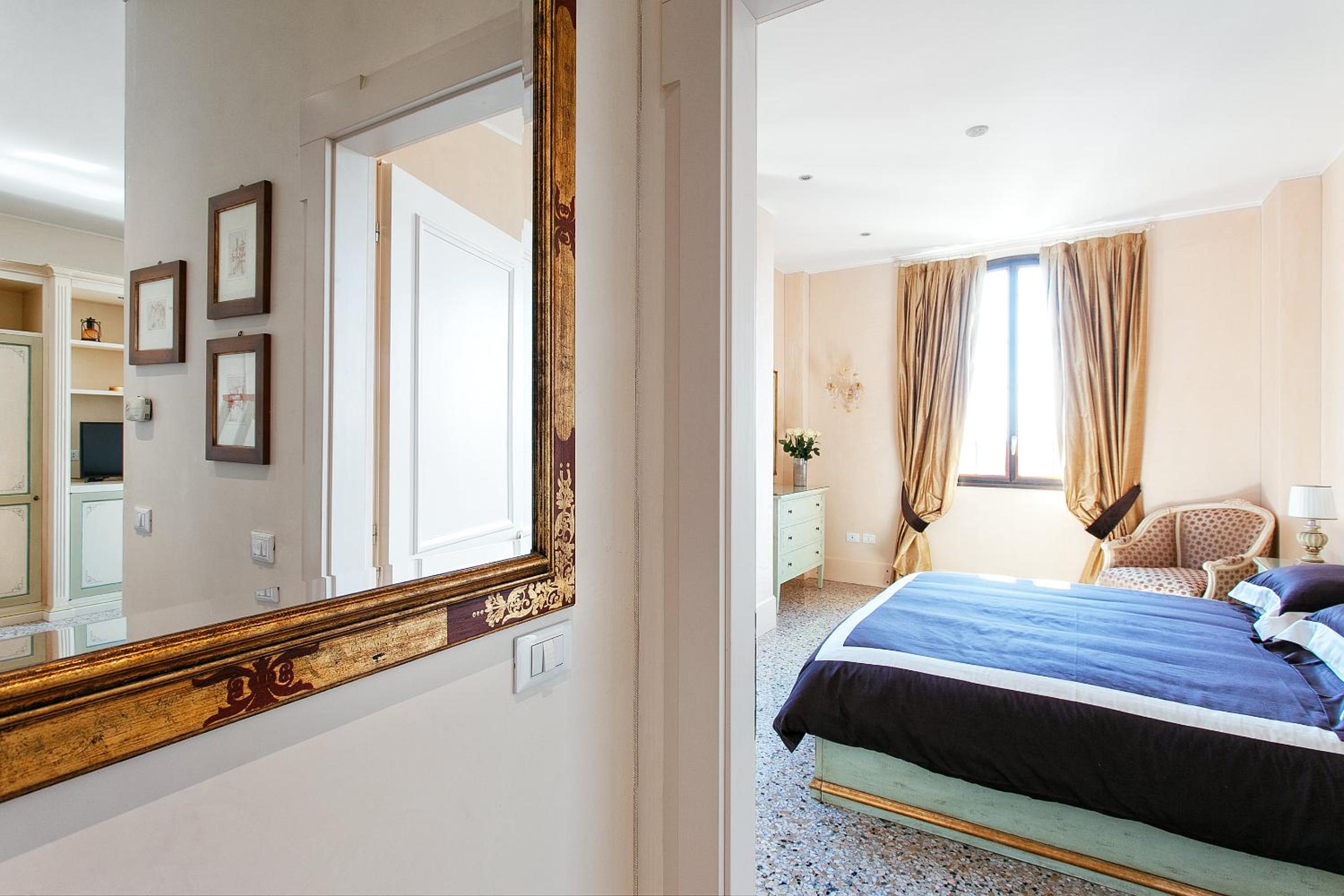 Deluxe Apartments Lagoon View