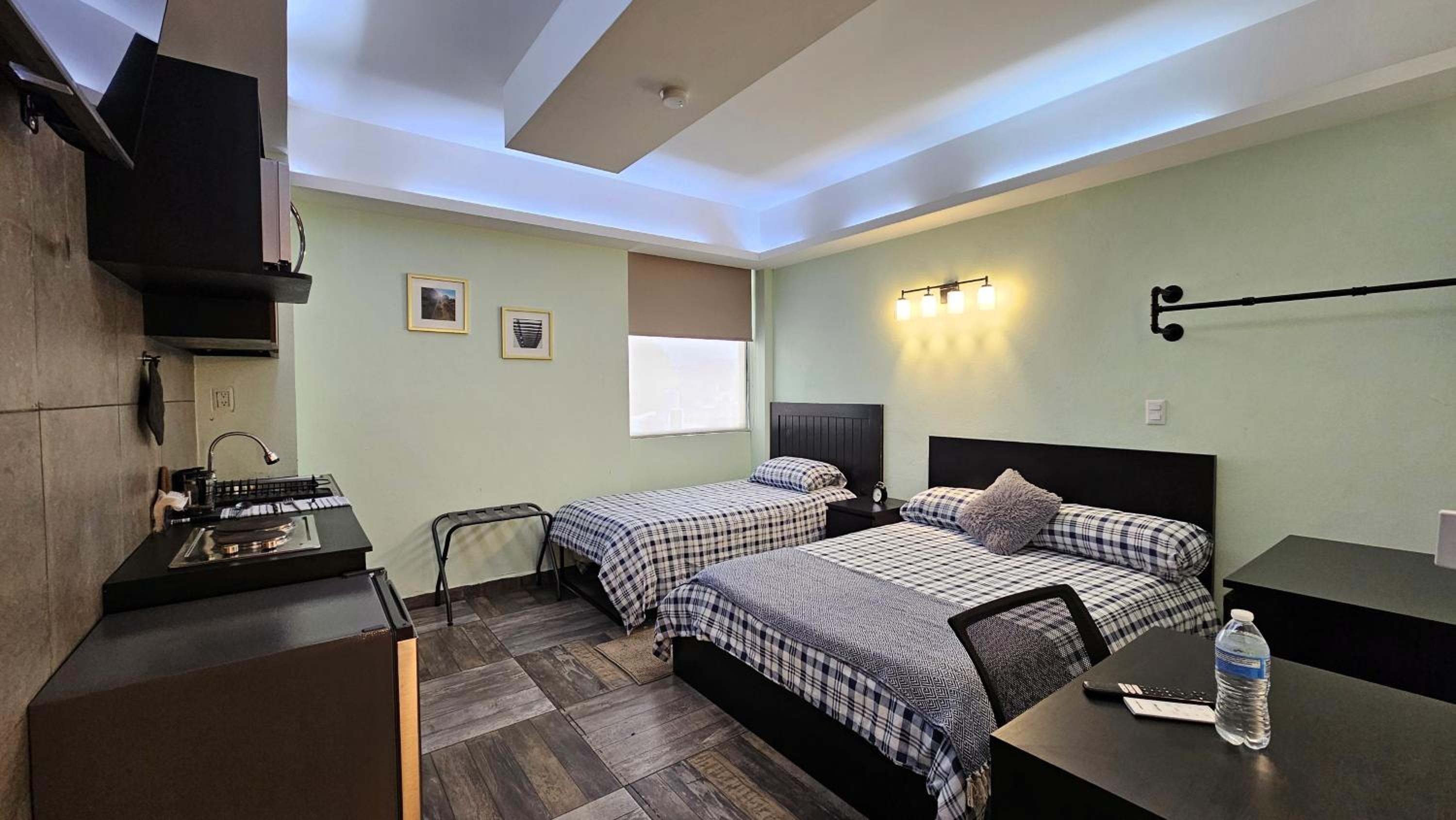 A30 Premium Suite BLACK PLUS Cocina Terraza Companies Work Teams 1-3 PAX